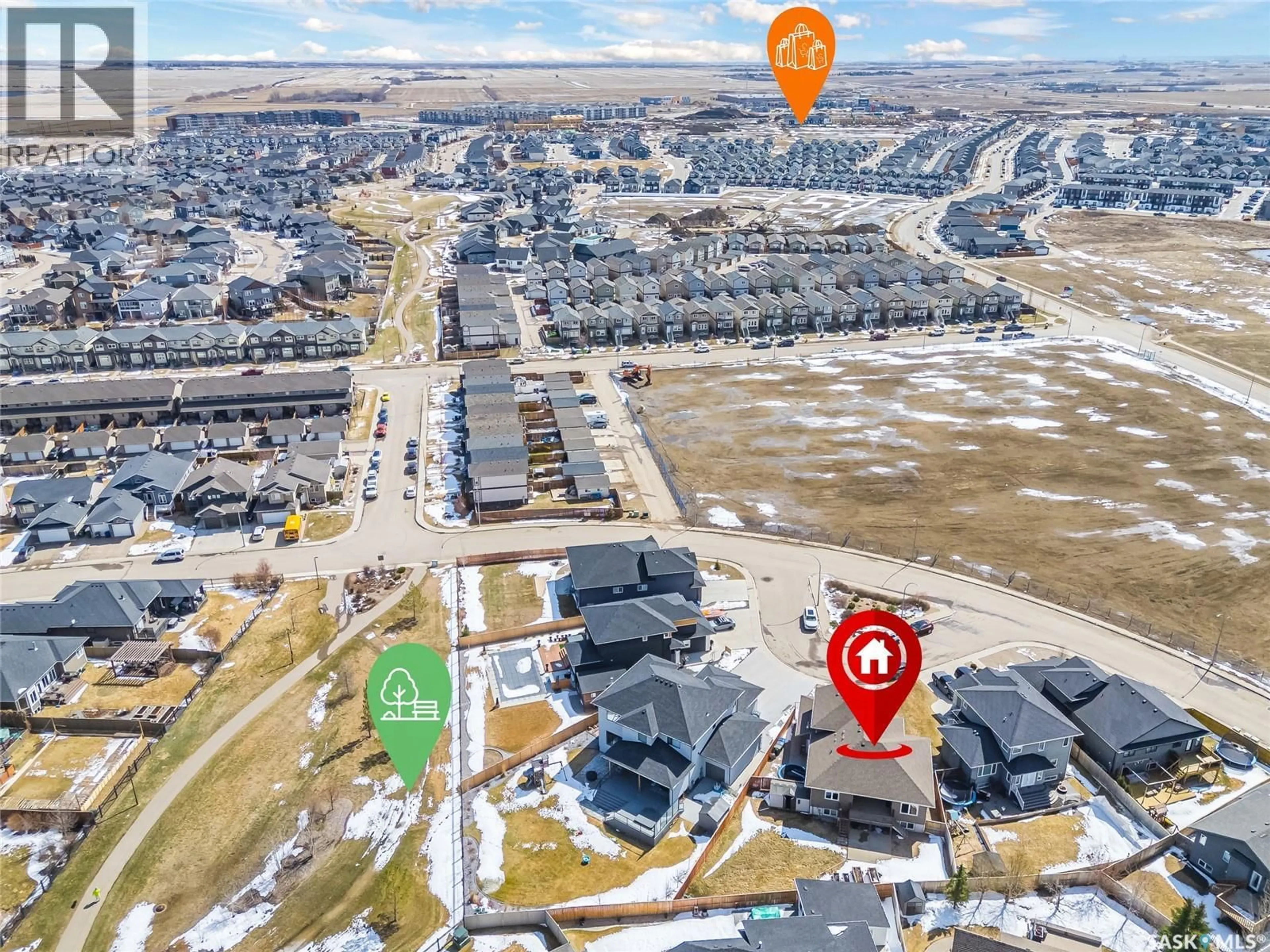 A pic from outside/outdoor area/front of a property/back of a property/a pic from drone, street for 814 WERSCHNER COURT, Saskatoon Saskatchewan S7V0G7