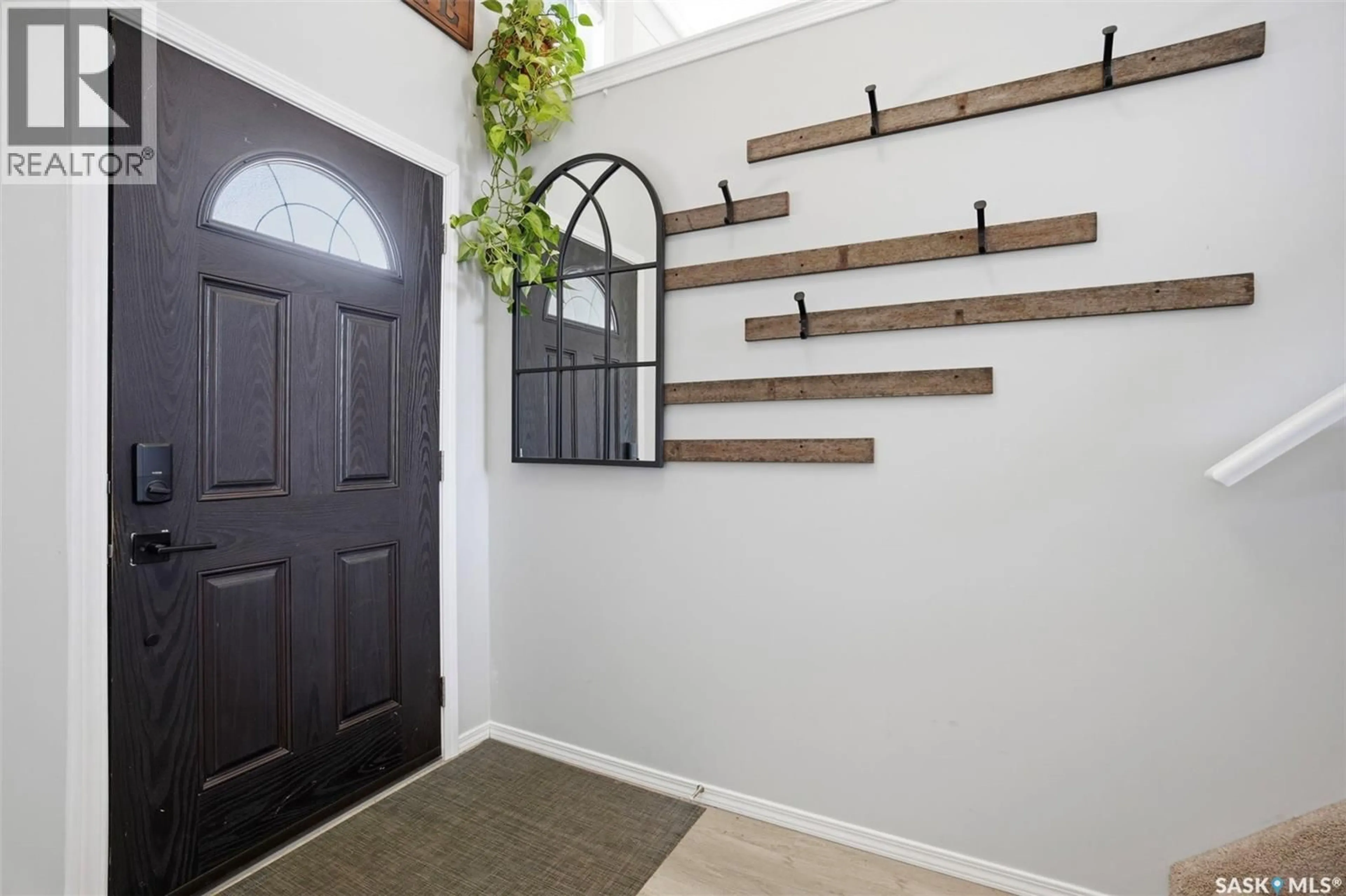 Indoor entryway for 330 PLAYER CRESCENT, Warman Saskatchewan S0K4S1