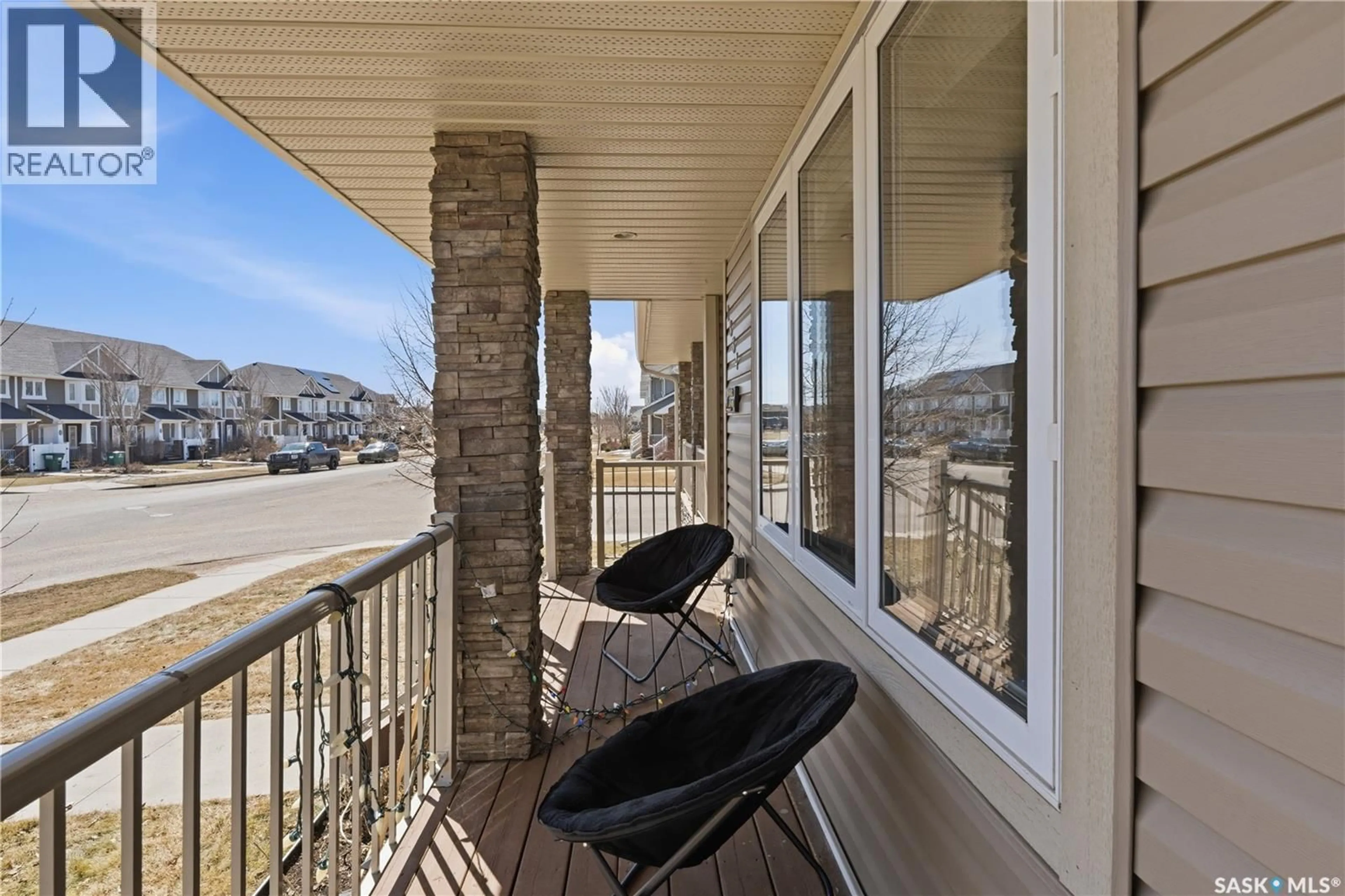 Patio, water/lake/river/ocean view for 1334 HUNTER ROAD, Saskatoon Saskatchewan S7T0S5