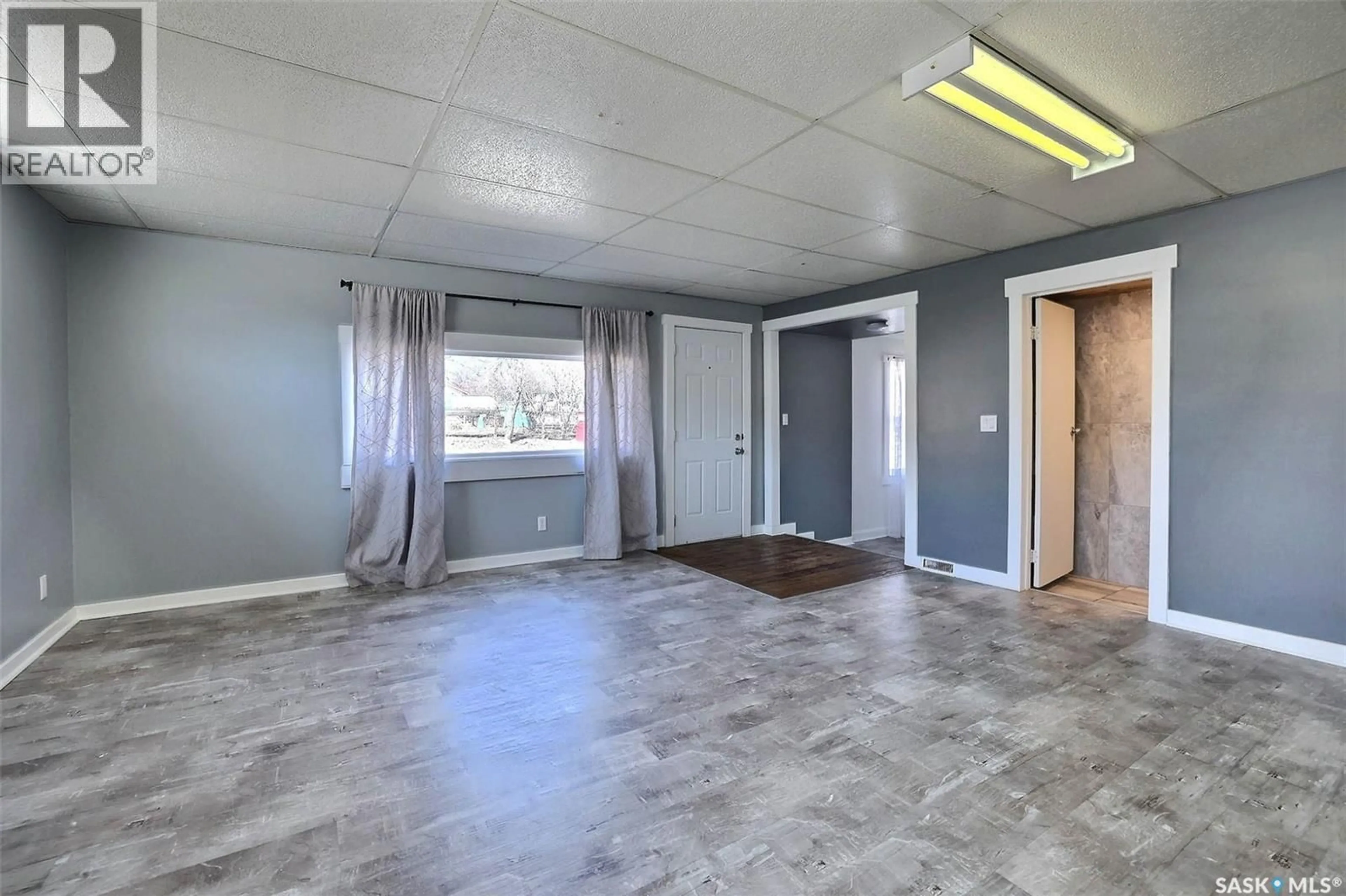 A pic of a room for 231 CENTRE STREET, Regina Beach Saskatchewan S0G4C0