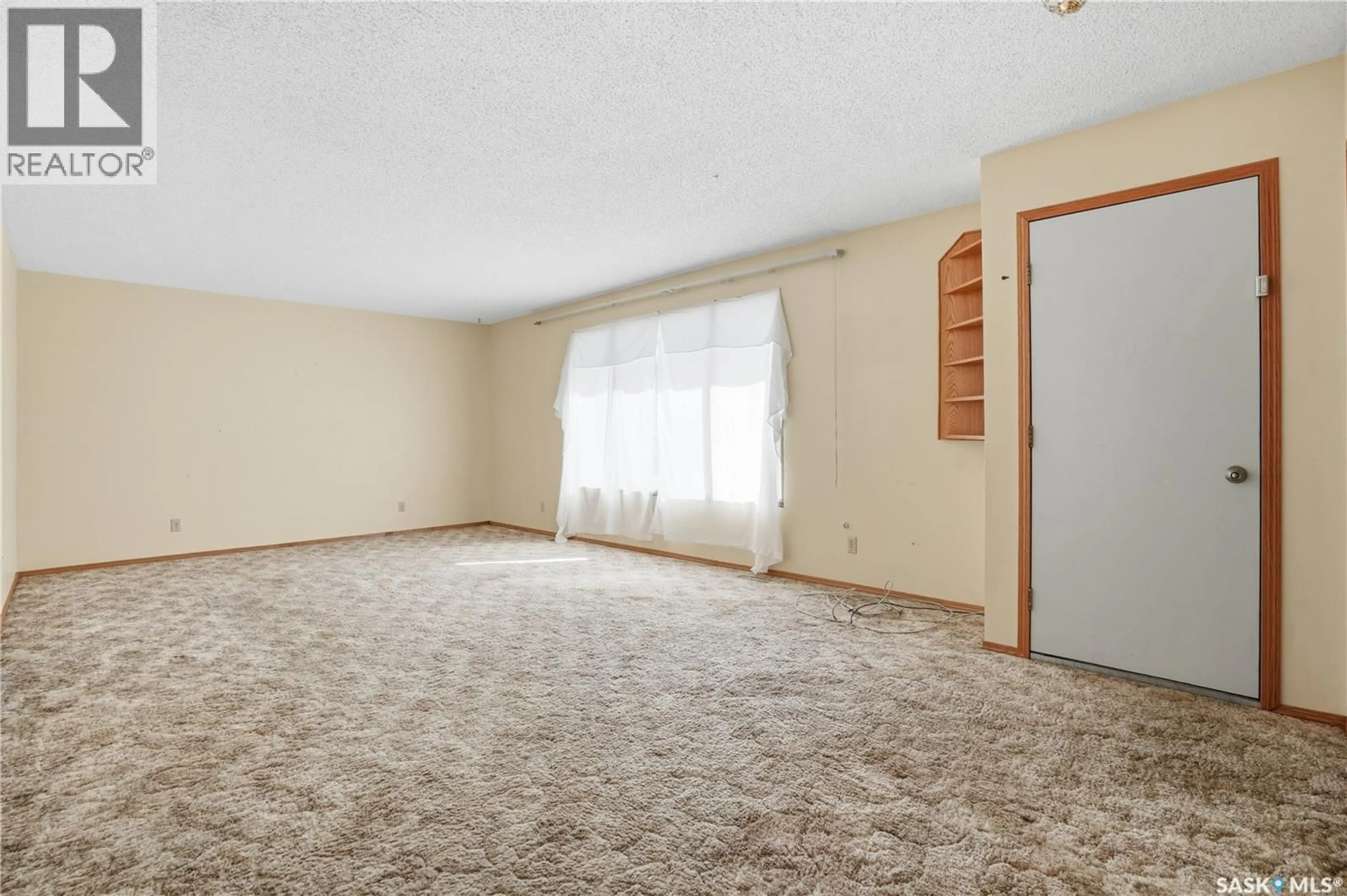 A pic of a room for 122 1ST STREET, Chaplin Saskatchewan S0H0S0