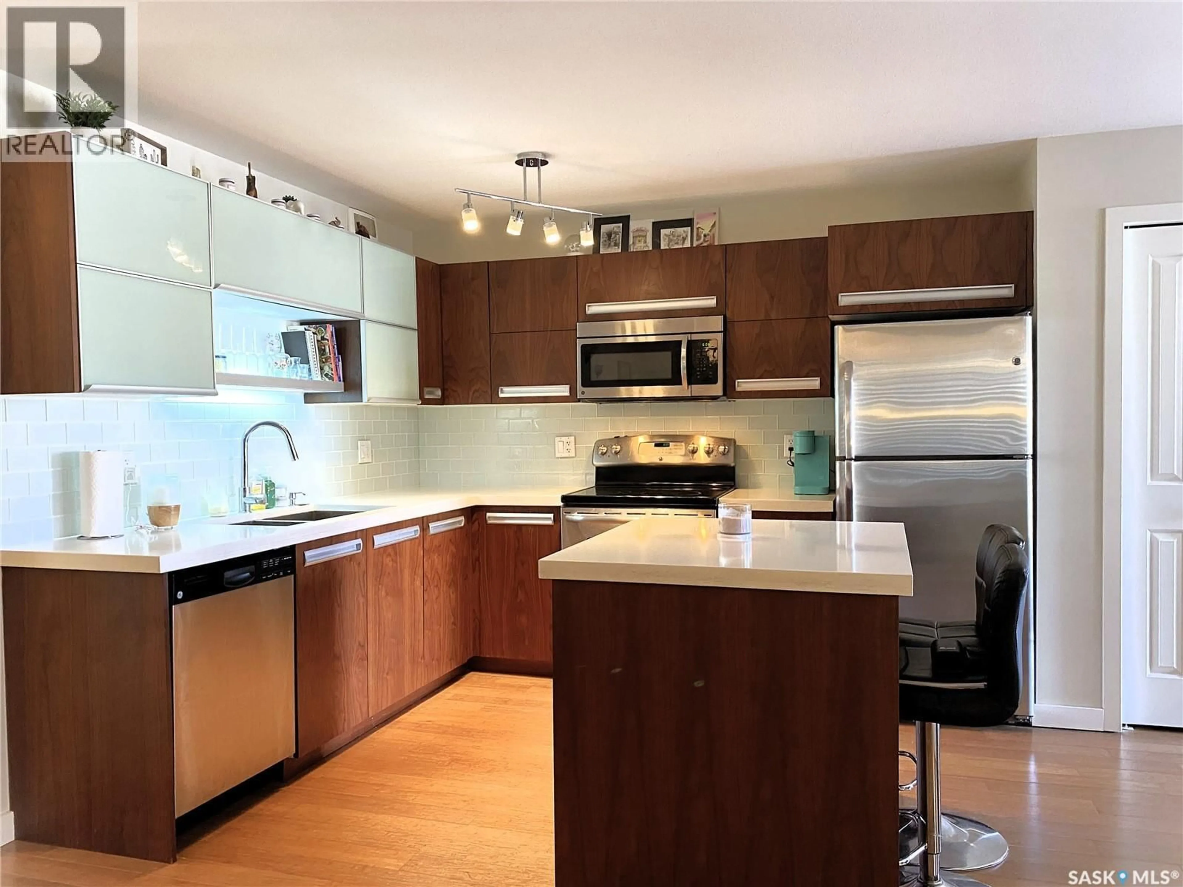 Open concept kitchen, unknown for 1015 - 2407 PATRICK CRESCENT, Saskatoon Saskatchewan S7W0M6