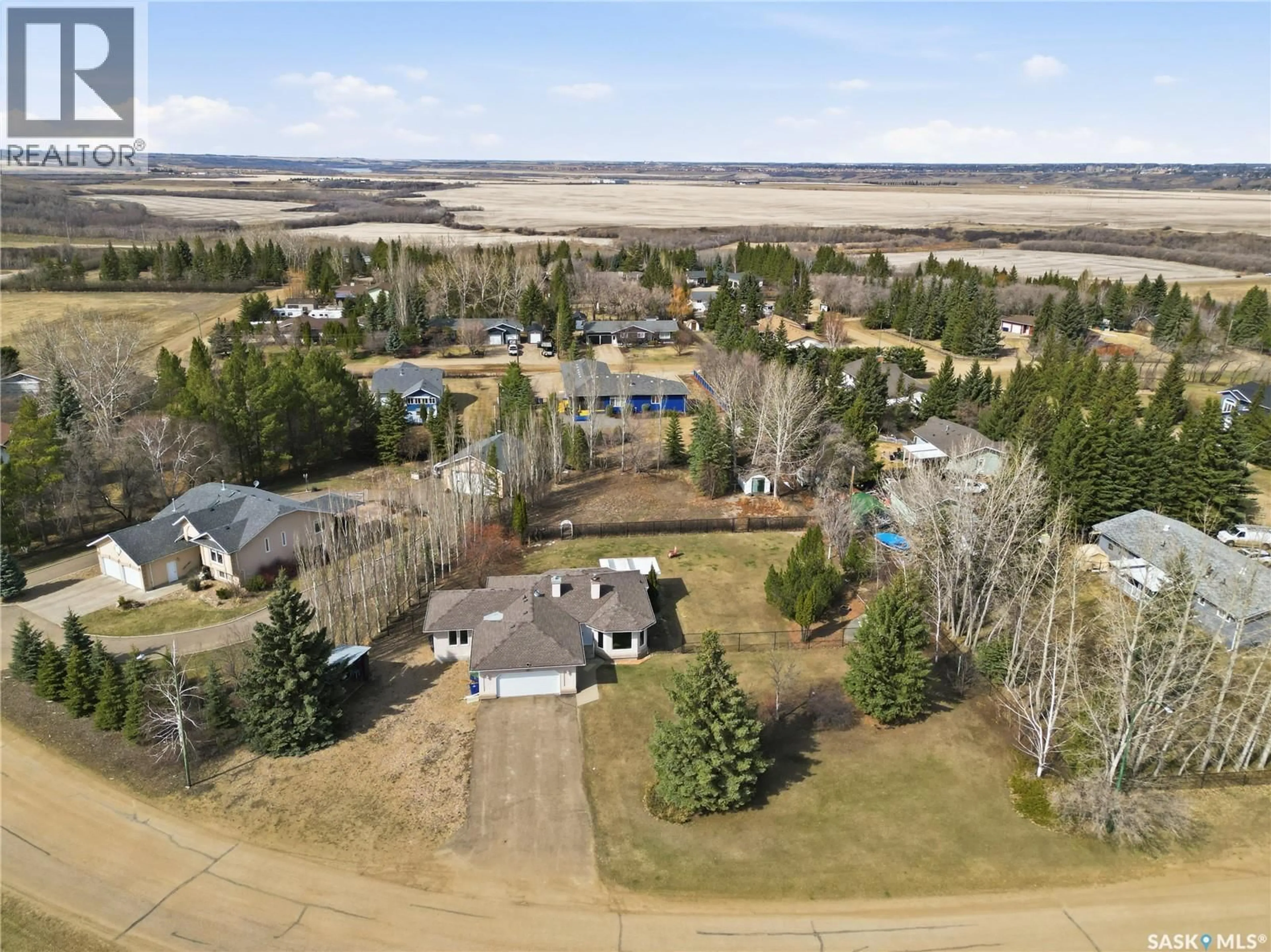 A pic from outside/outdoor area/front of a property/back of a property/a pic from drone, mountain view for 8 CHEMIN BELLEVUE ROAD, Battleford Saskatchewan S0M0E0