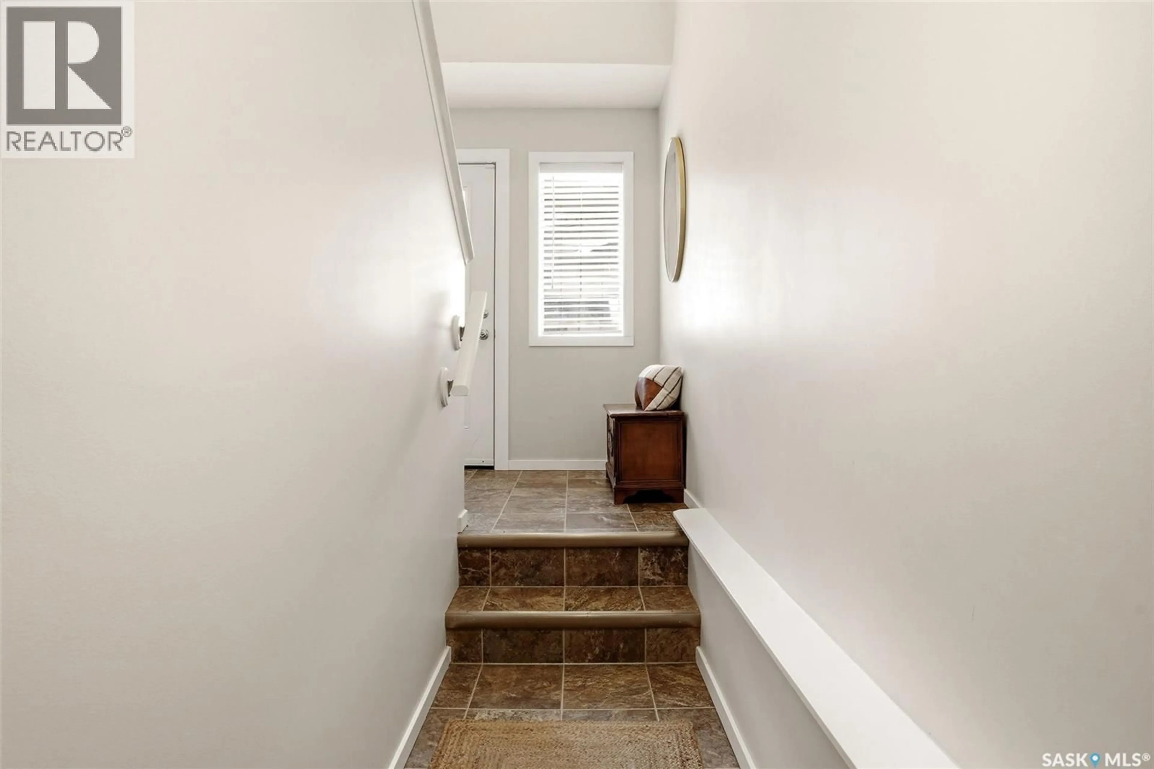 Indoor entryway for 34 - 4425 NICURITY DRIVE, Regina Saskatchewan S4X0E6
