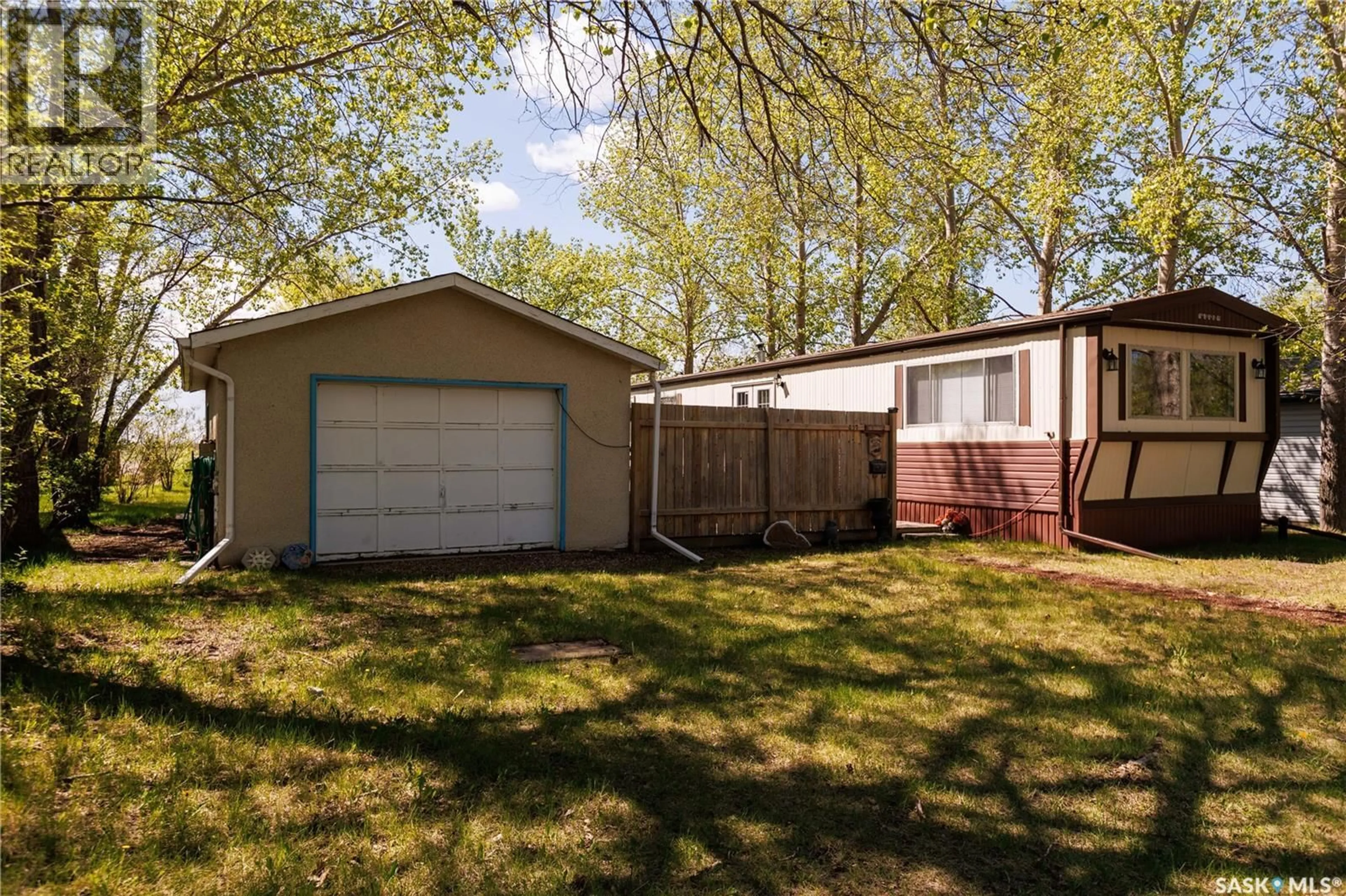 Shed for 237 AMY AVENUE, Alice Beach Saskatchewan S0G1C0