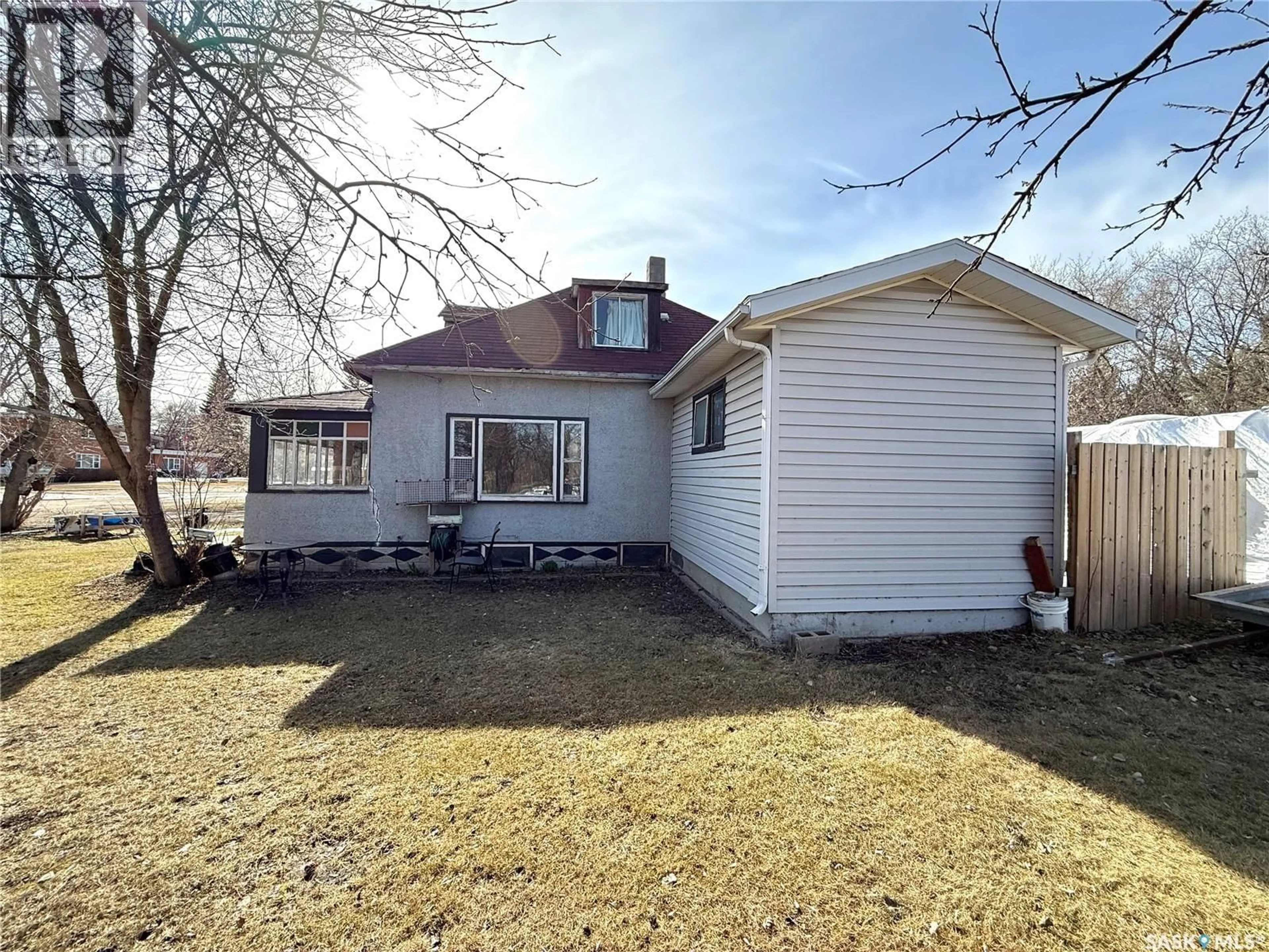 Unknown for 212 SOUTH AVENUE E, Hafford Saskatchewan S0J1A0