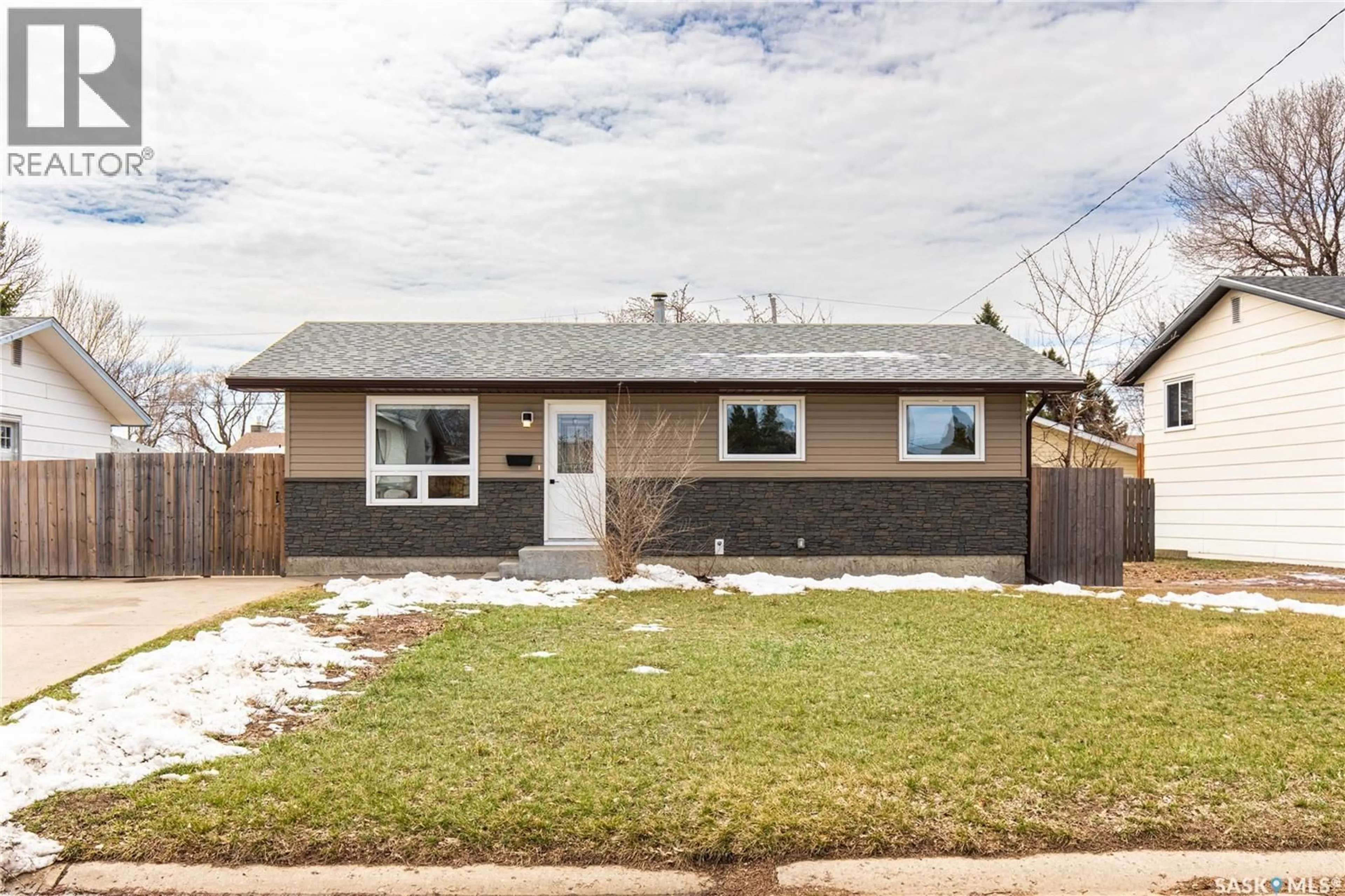 Home with brick exterior material, street for 1511 GLENDALE STREET, Moose Jaw Saskatchewan S6H7B3