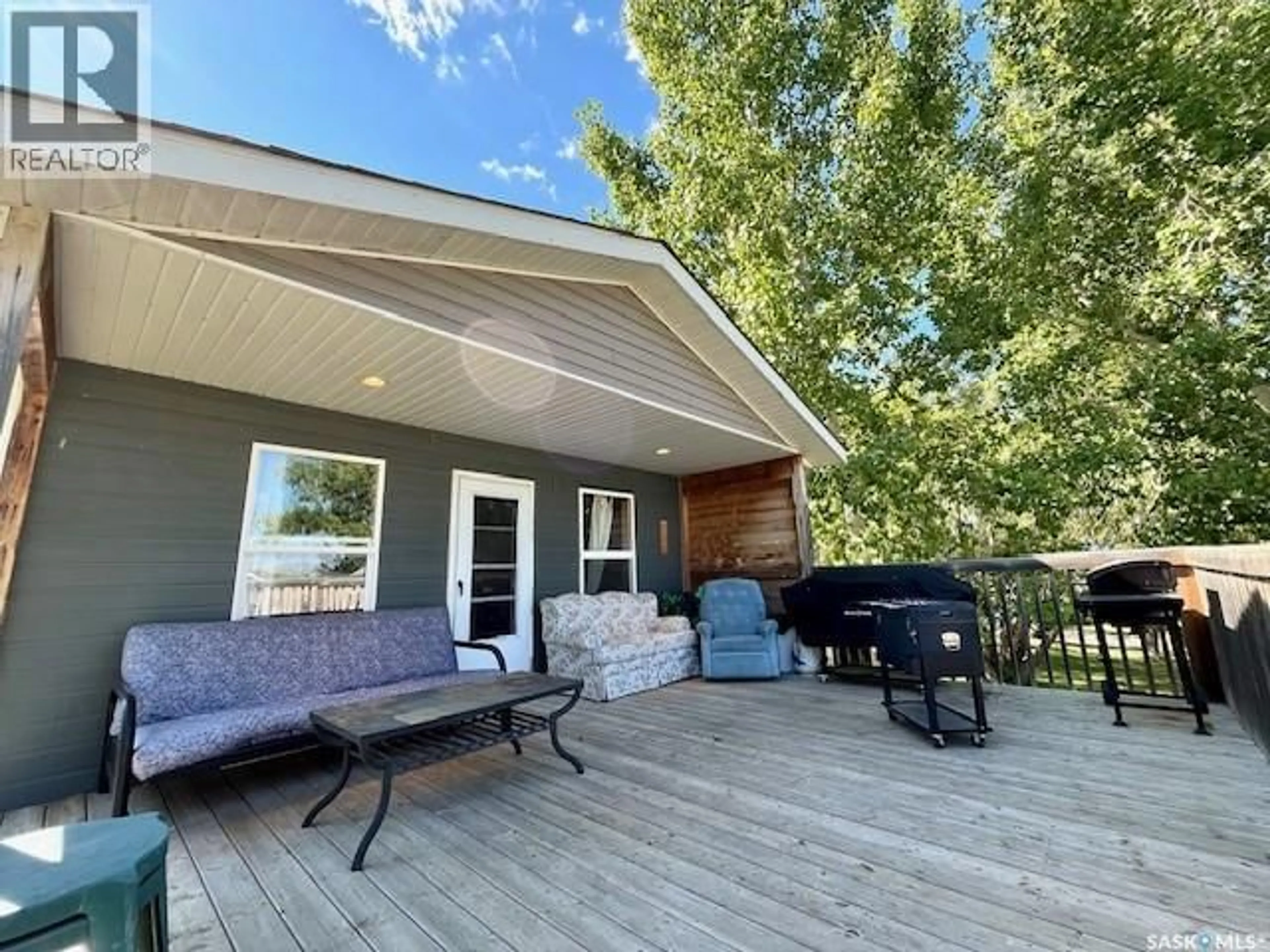 Patio, water/lake/river/ocean view for Lacadena Rm No. 228 Saskatchewan S0L1T0