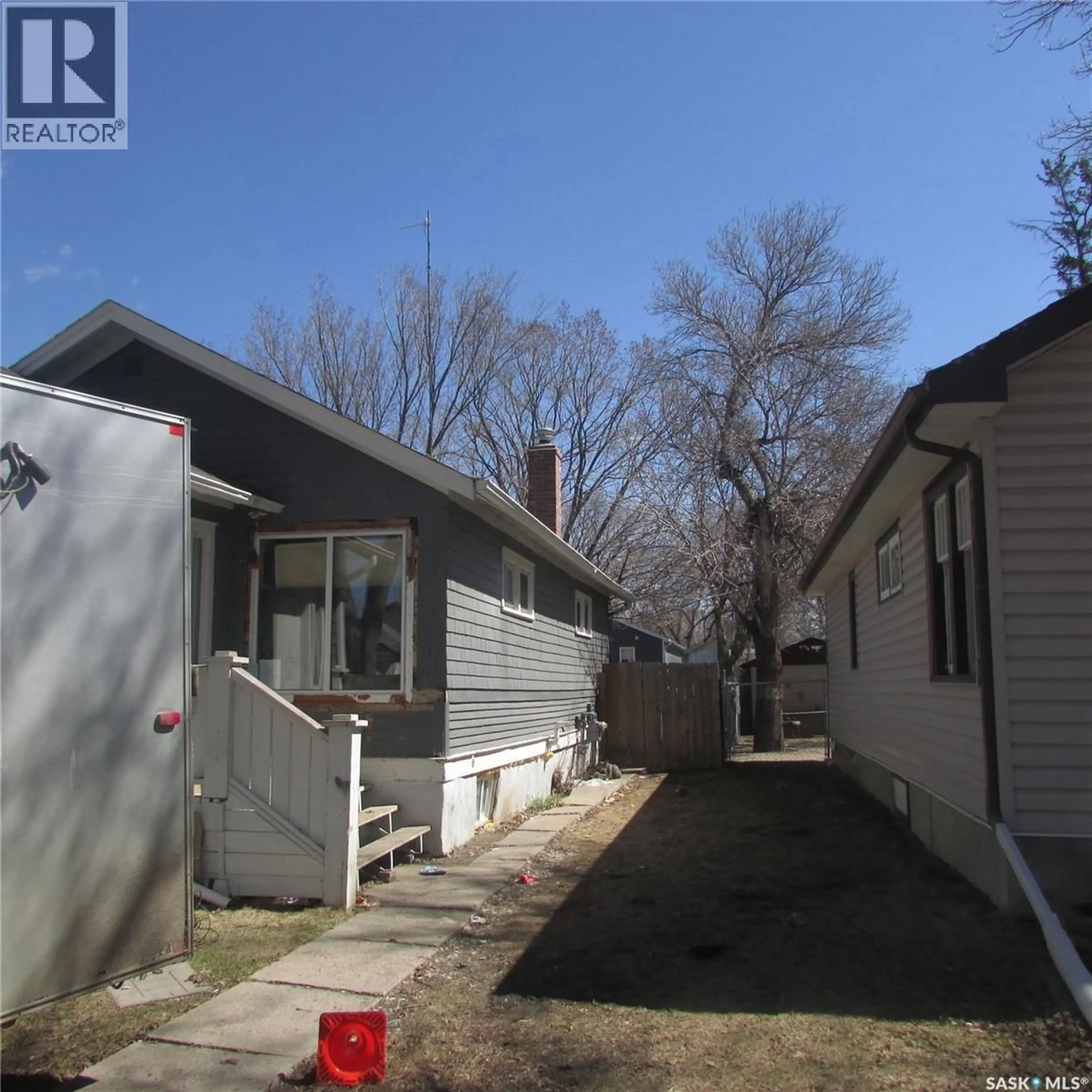 Shed for 1215 CAMERON STREET, Regina Saskatchewan S4T2T1