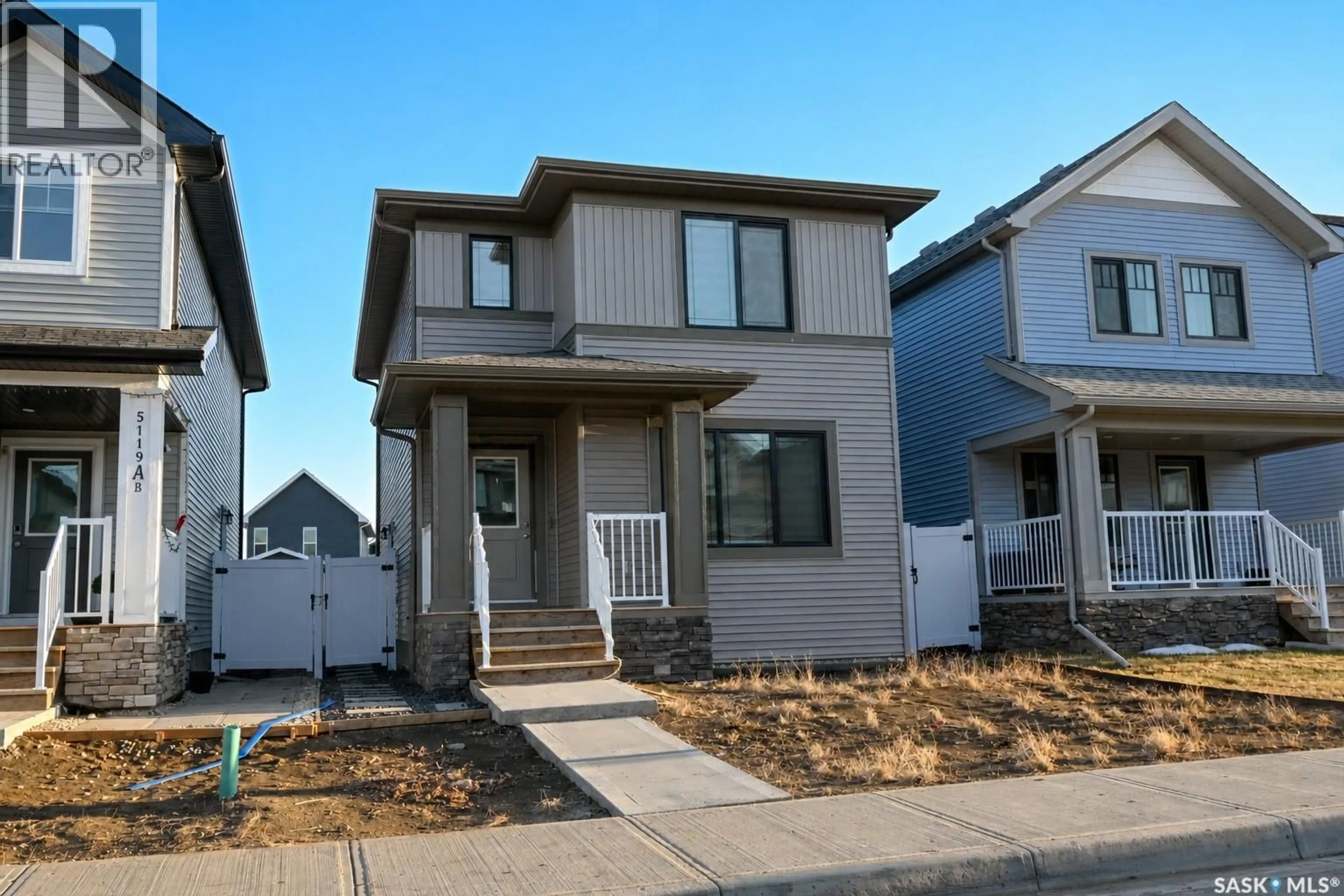 Home with vinyl exterior material, street for 5115 KAUFMAN AVENUE, Regina Saskatchewan S4V3W3