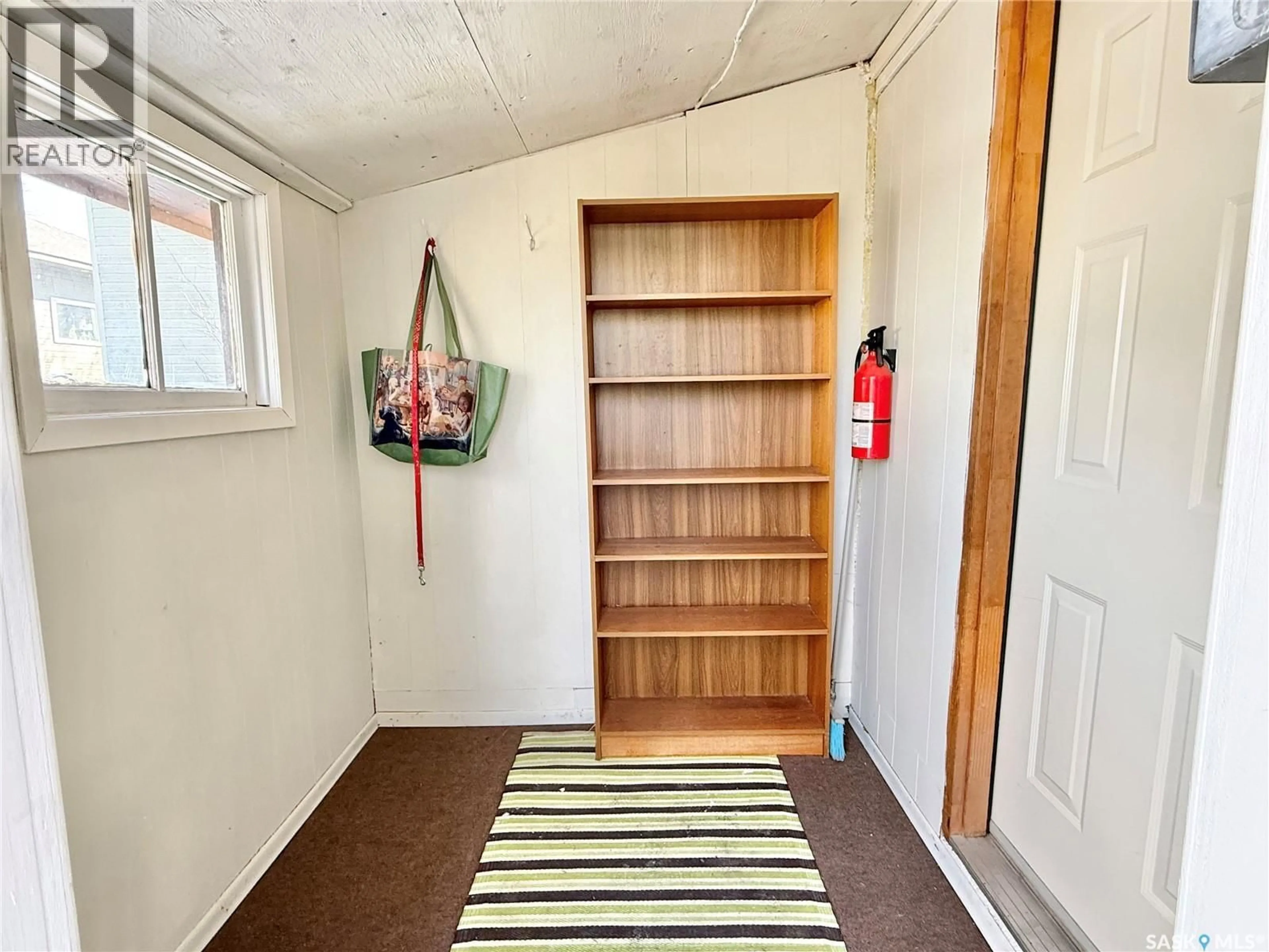 Indoor entryway for 115 CARL ERICKSON AVENUE, Shell Lake Saskatchewan S0J2G0
