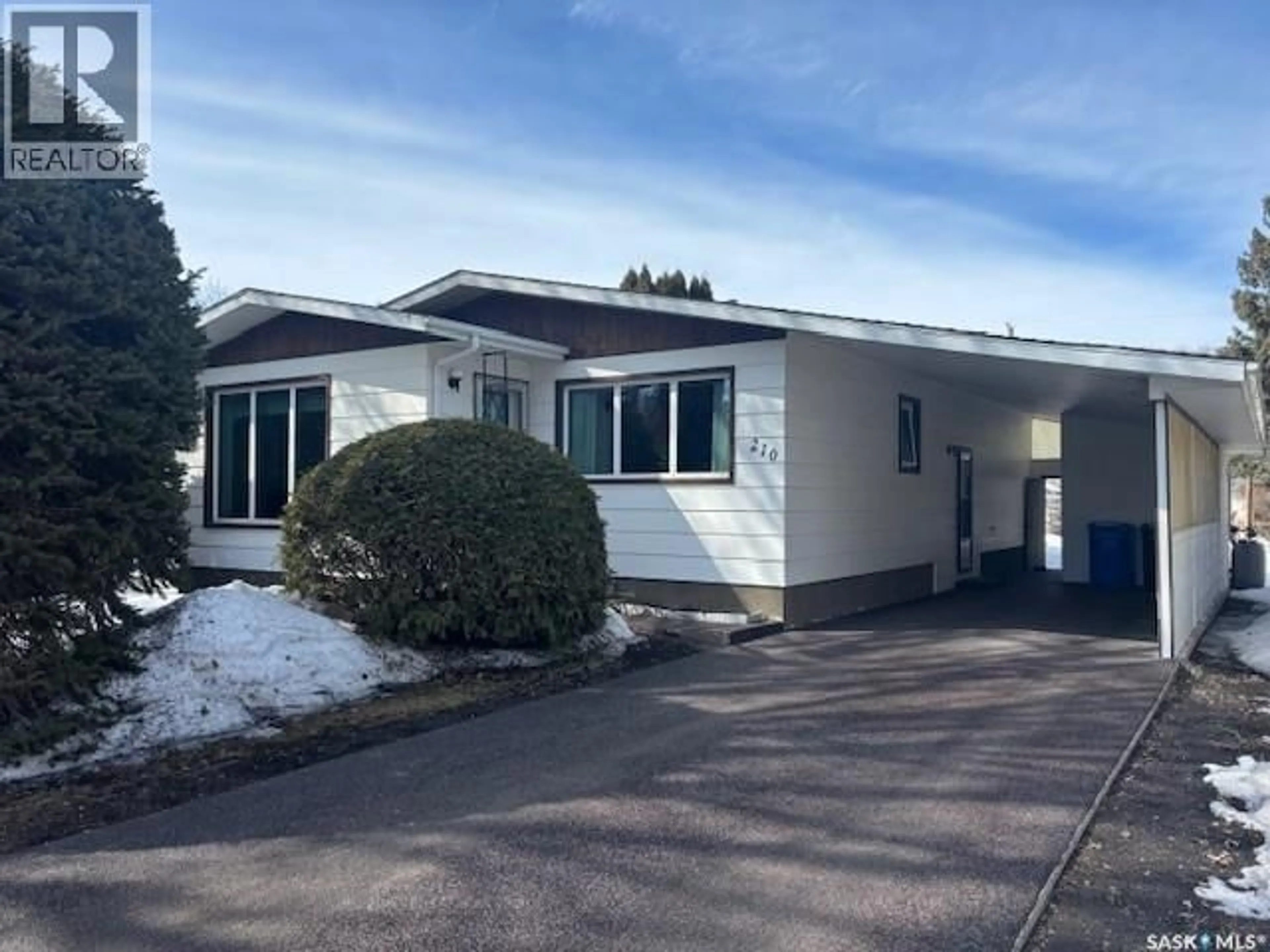 Home with vinyl exterior material, street for 210 ALEXANDER AVENUE, Canora Saskatchewan S0A0L0