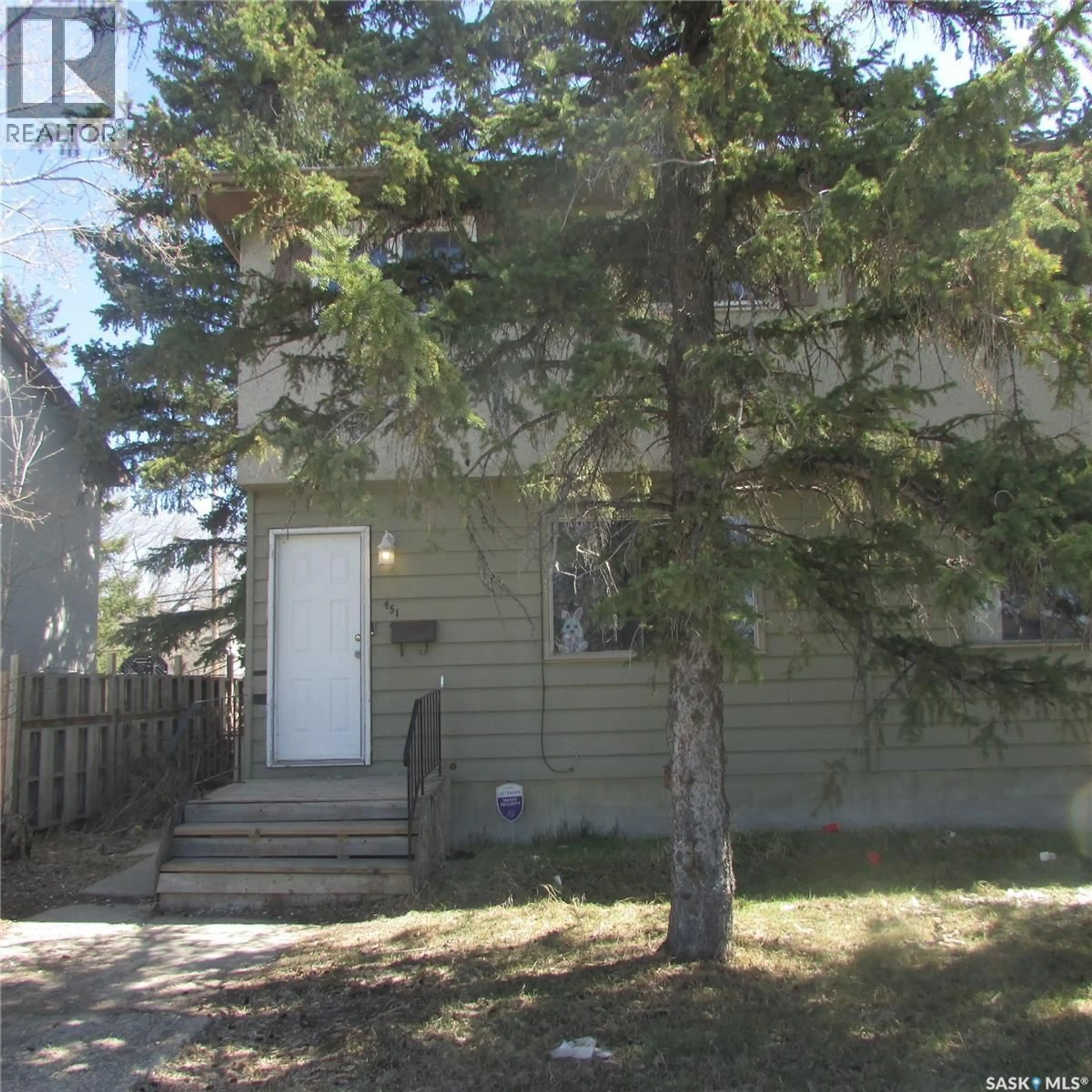 Shed for 451 MCINTOSH STREET, Regina Saskatchewan S4R4Z7