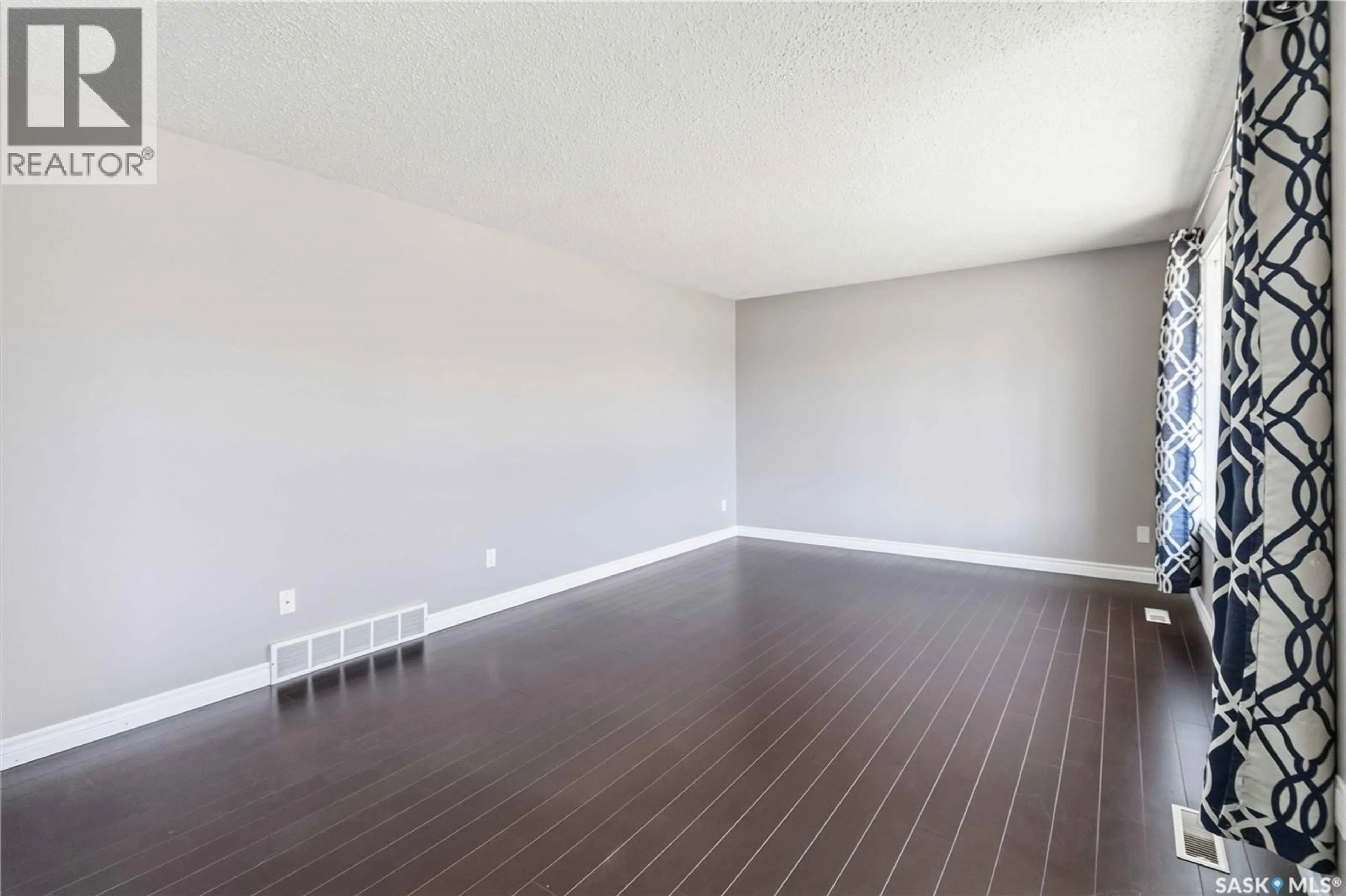 A pic of a room for 8 PARK AVENUE, Langham Saskatchewan S0K2L0