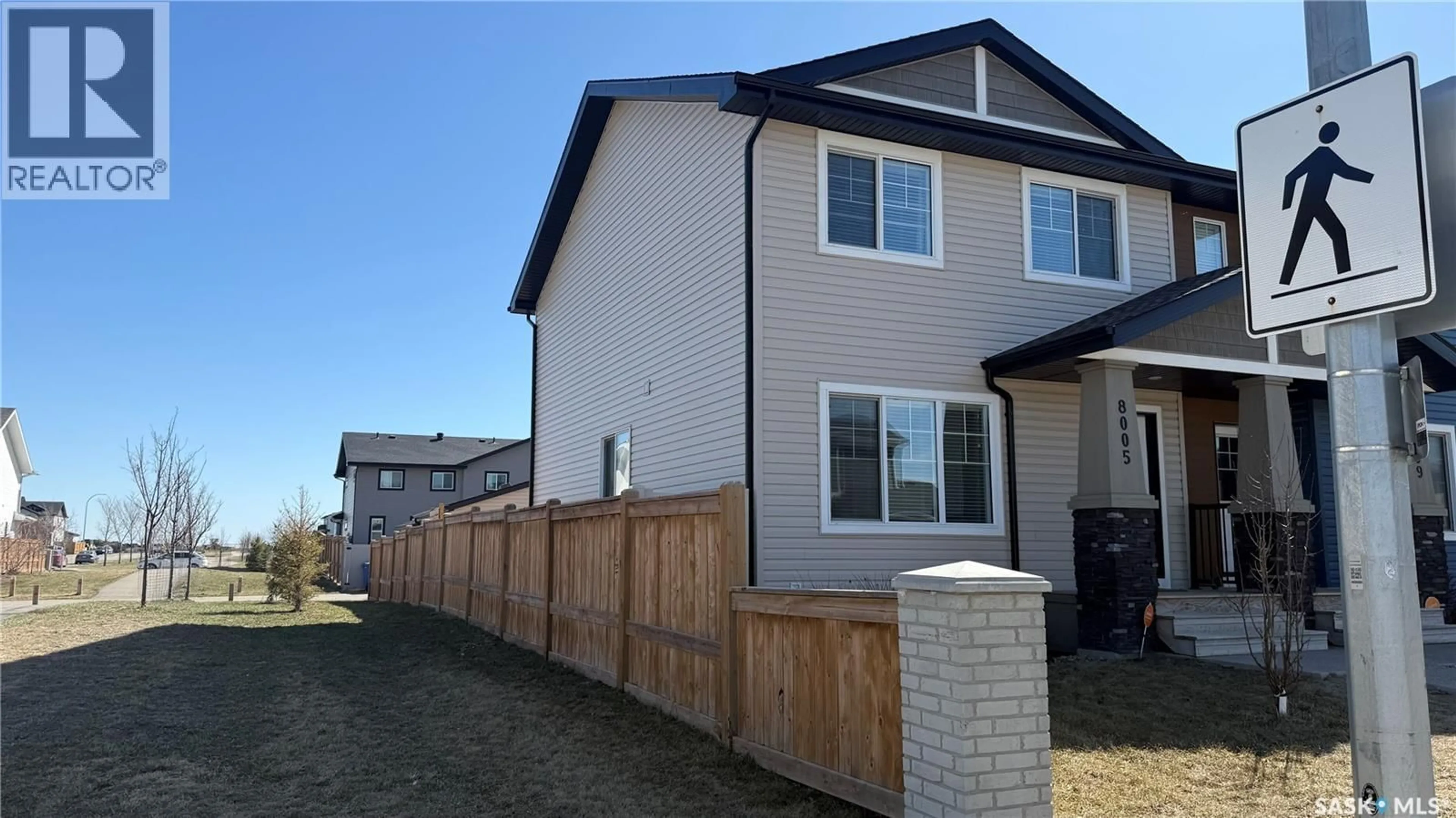 Unknown for 8005 FLAX AVENUE, Regina Saskatchewan S4Y0E7