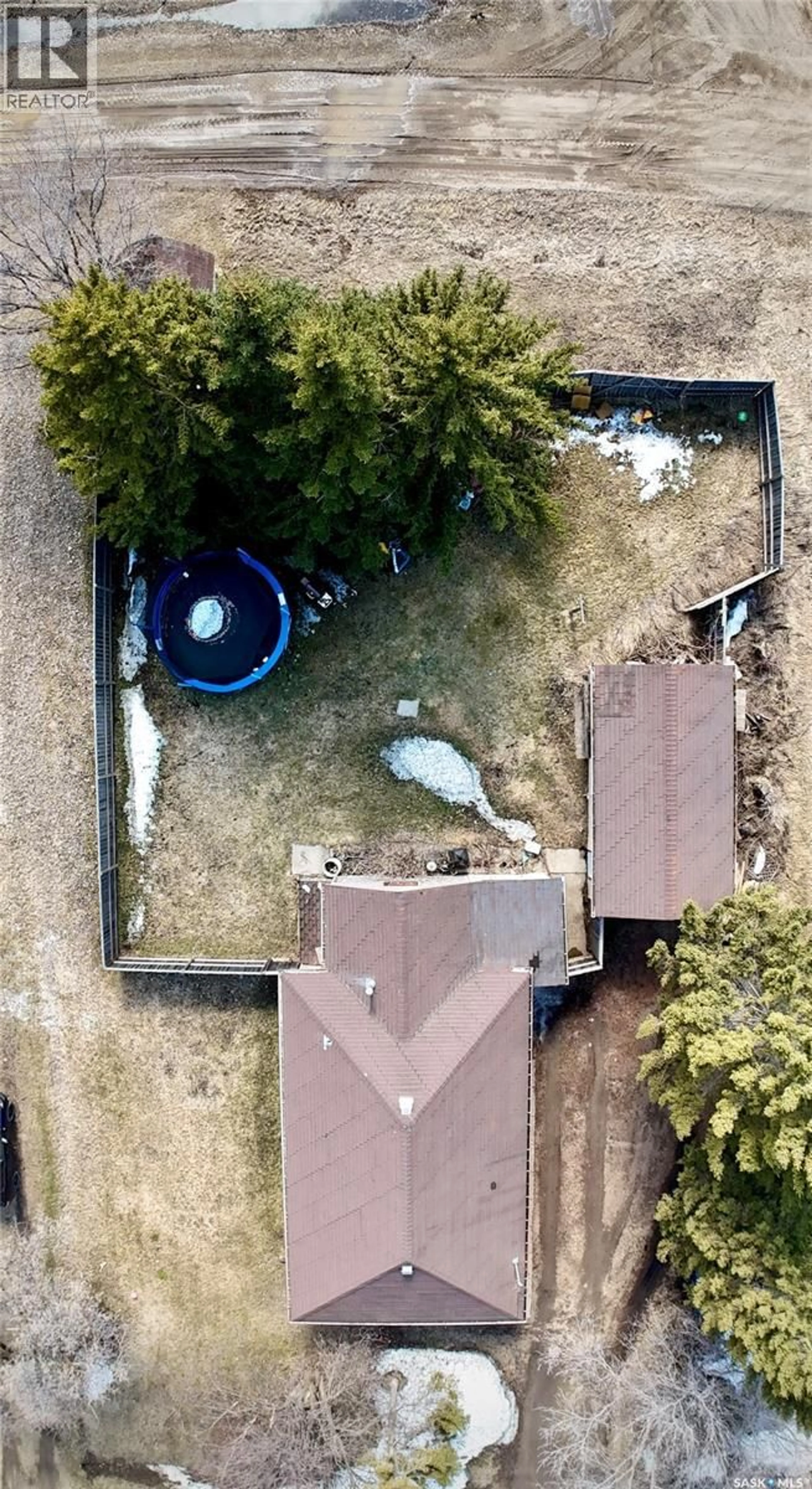 A pic from outside/outdoor area/front of a property/back of a property/a pic from drone, unknown for 412 GIBSON AVENUE, Saltcoats Saskatchewan S0A3R0