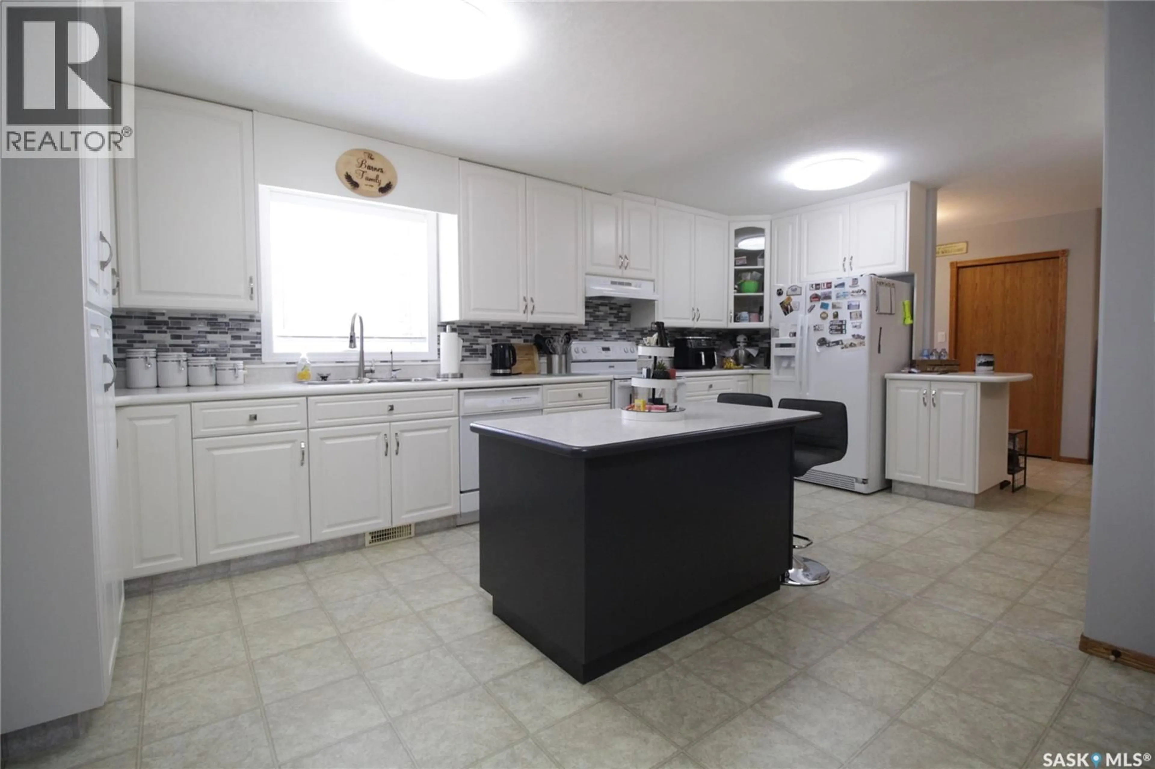 Unknown for 1023 MOUNTAIN STREET, Moosomin Saskatchewan S0G3N0