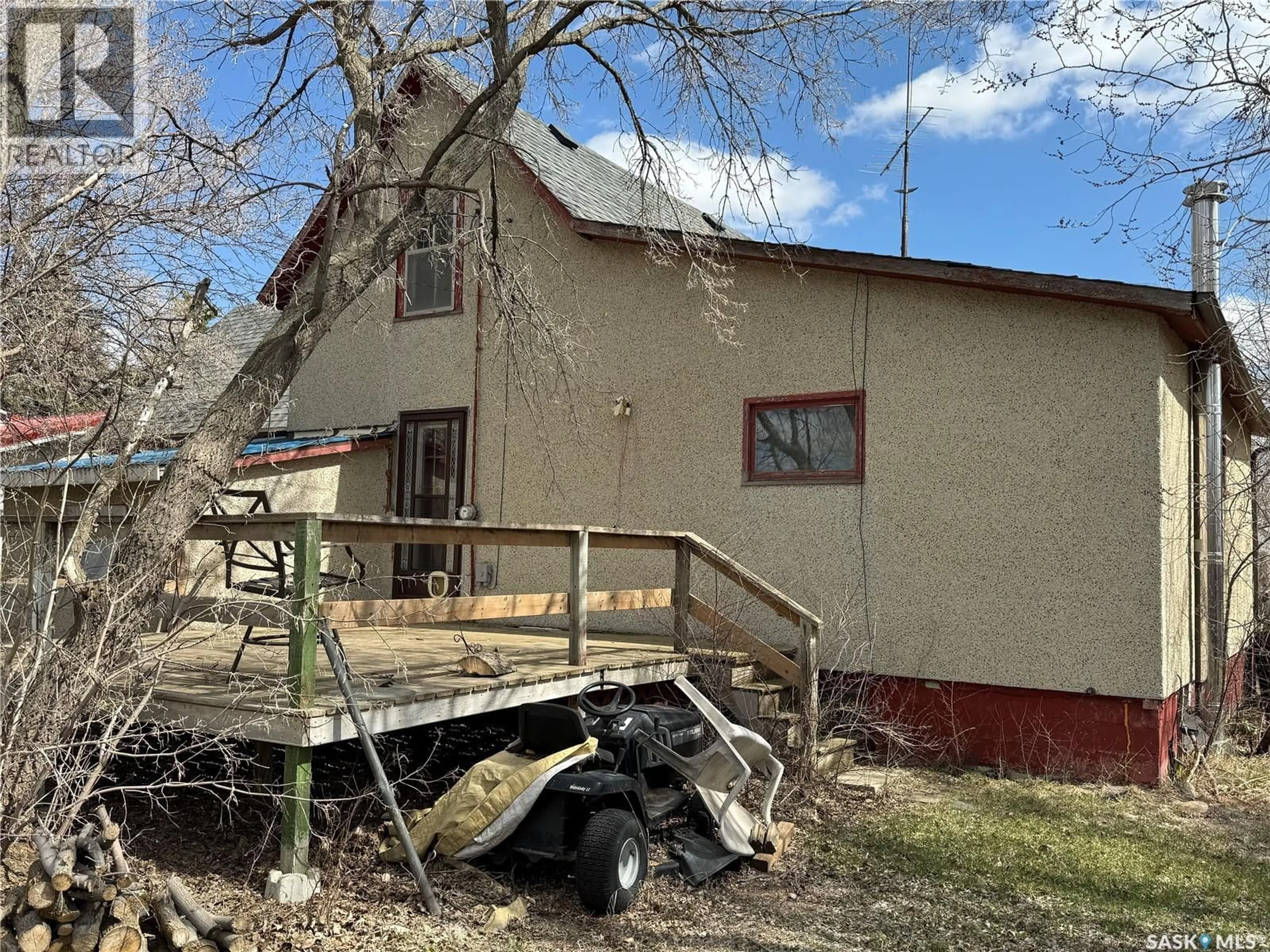 Unknown for 1225 HALIFAX STREET, Halbrite Saskatchewan S0C1H0