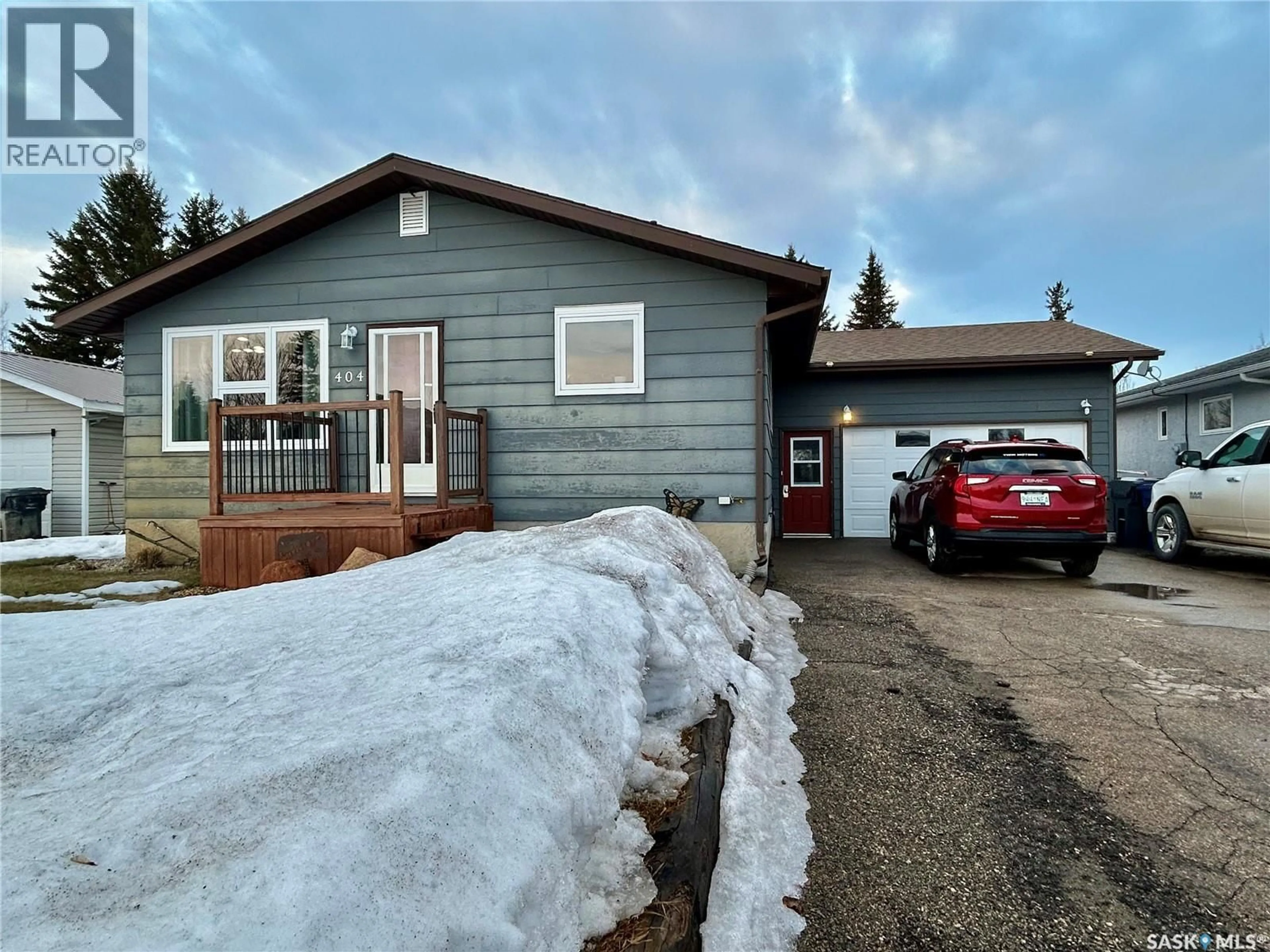 Unknown for 404 5TH STREET, Nipawin Saskatchewan S0E1E0