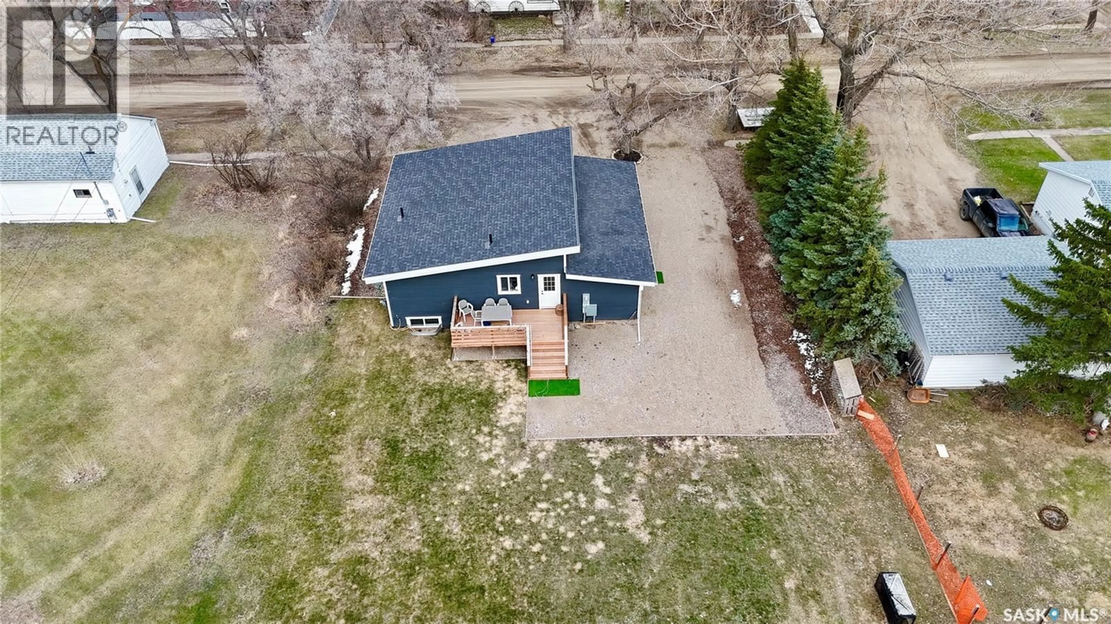 A pic from outside/outdoor area/front of a property/back of a property/a pic from drone, street for 210 COULTHARD STREET, Conquest Saskatchewan S0L0L0
