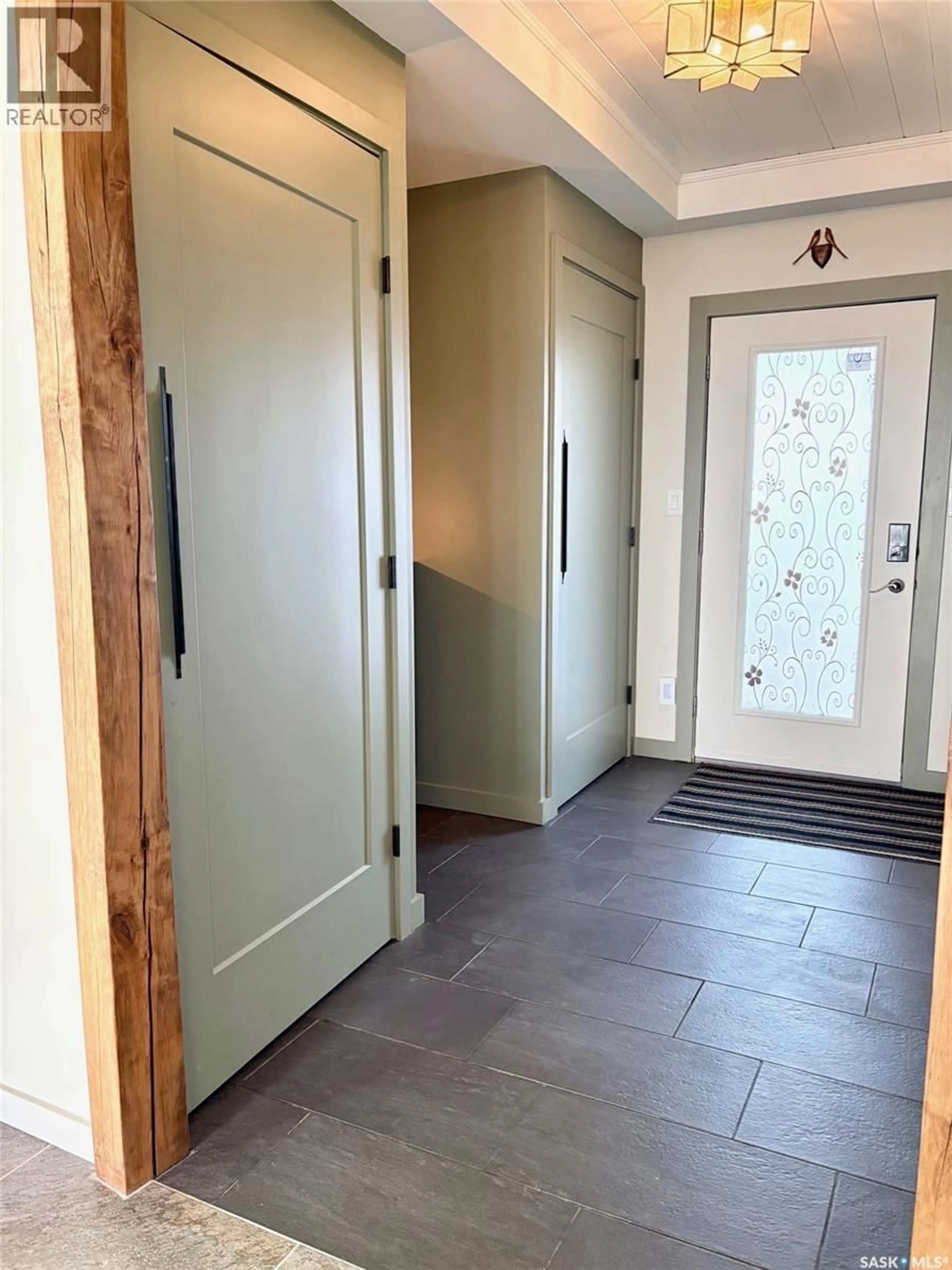 Indoor entryway for 111 DANIEL HARMON TRAIL, Good Spirit Lake Saskatchewan S0A0V0