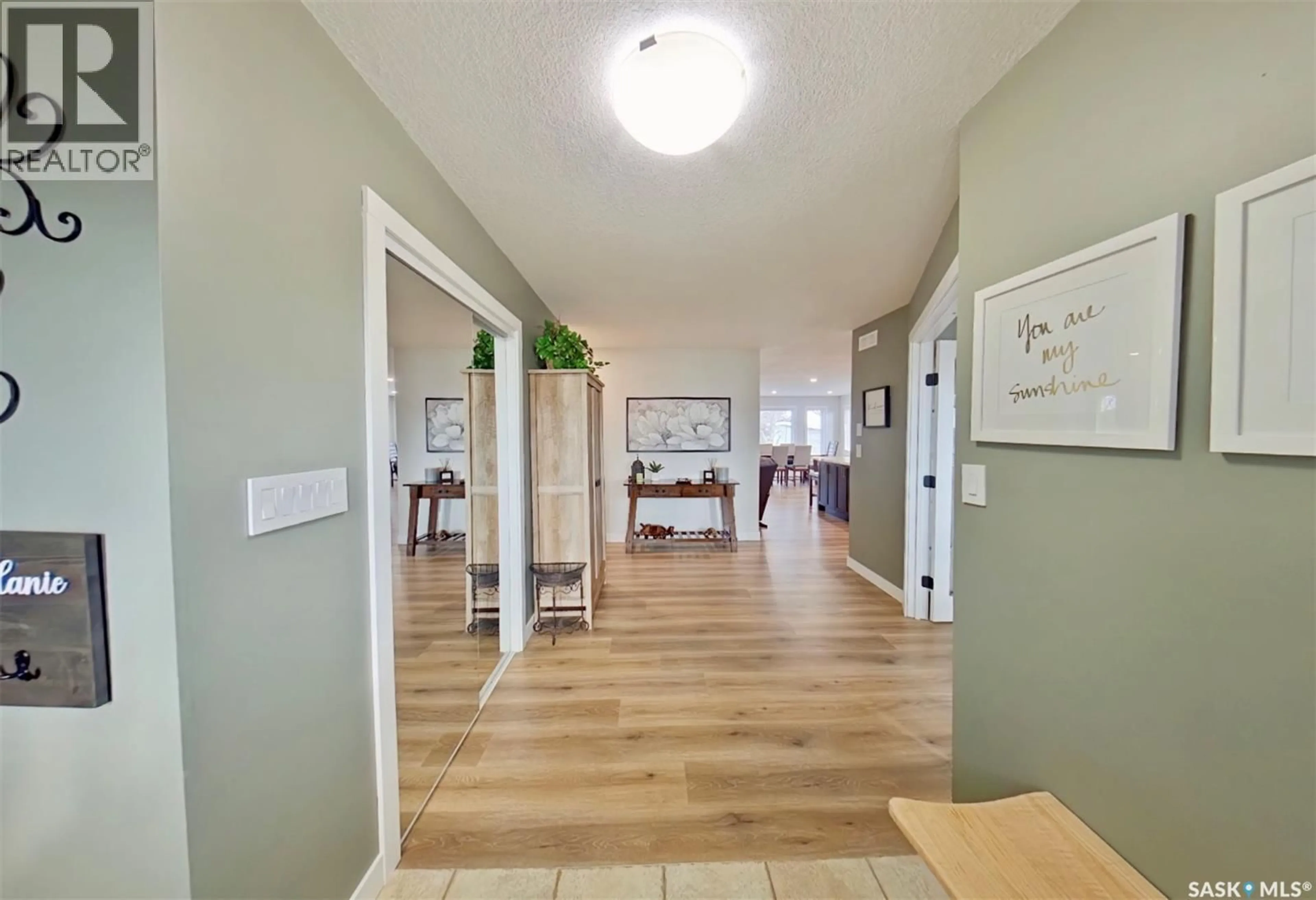 Indoor entryway for 355 RUSSELL STREET, Stoughton Saskatchewan S0G4T0