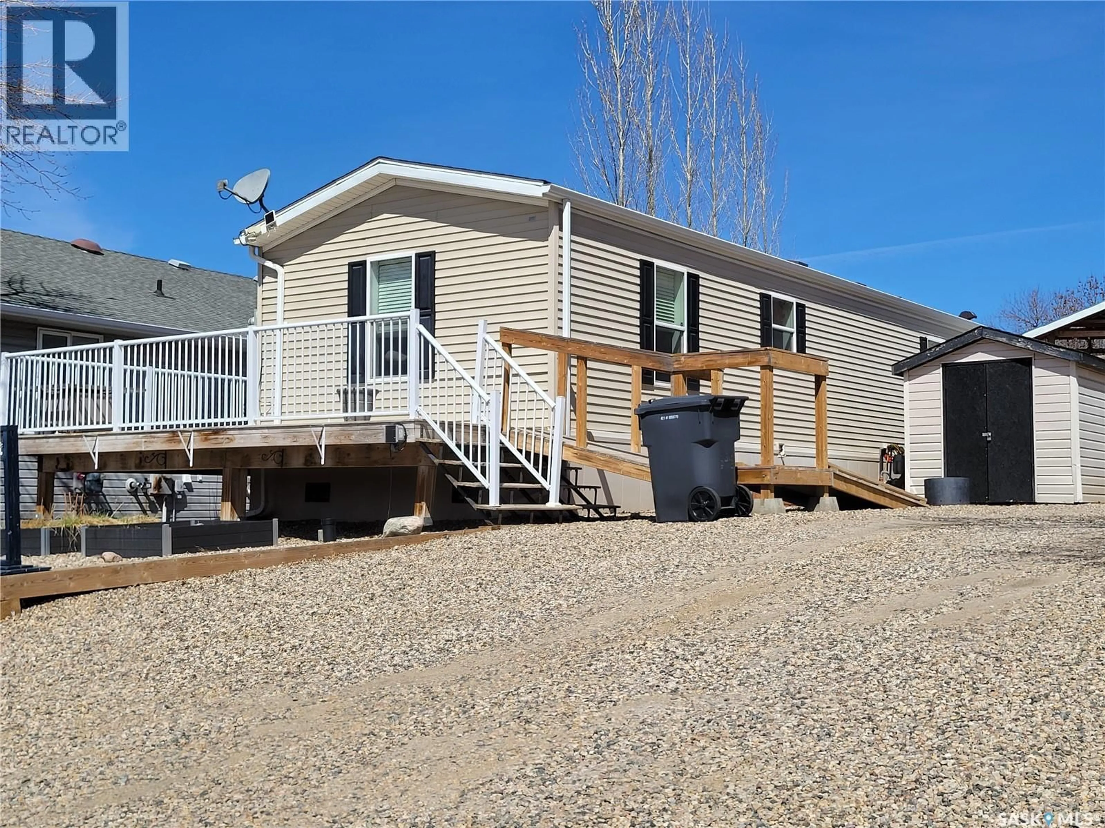 Home with vinyl exterior material, unknown for 53 JACKSON STREET, Katepwa Beach Saskatchewan S0G2Y0
