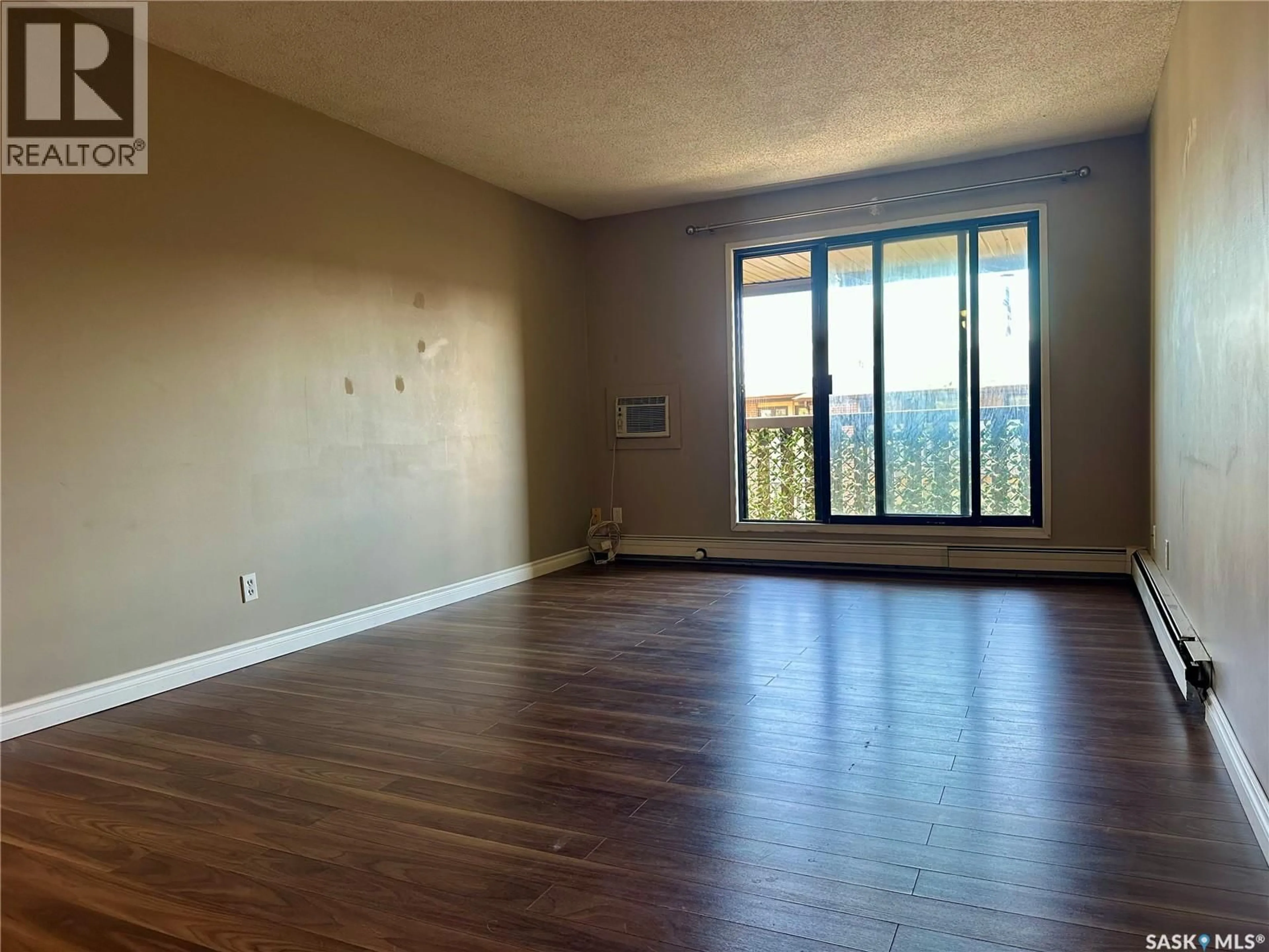 A pic of a room for 312 315 TAIT CRESCENT, Saskatoon Saskatchewan S7H5K6