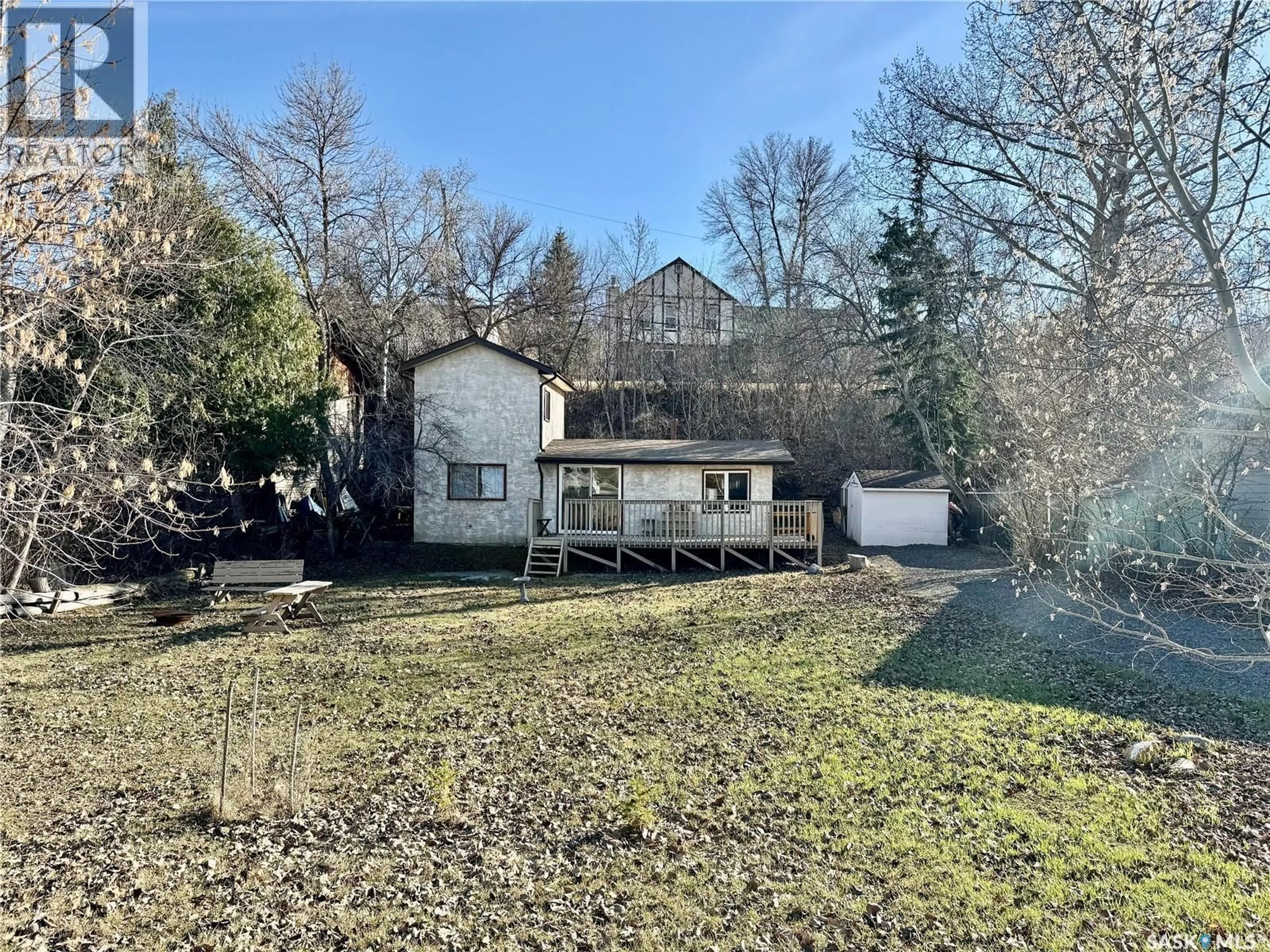 A pic from outside/outdoor area/front of a property/back of a property/a pic from drone, unknown for 1237 GRAND AVENUE, Buena Vista Saskatchewan S2V1A4