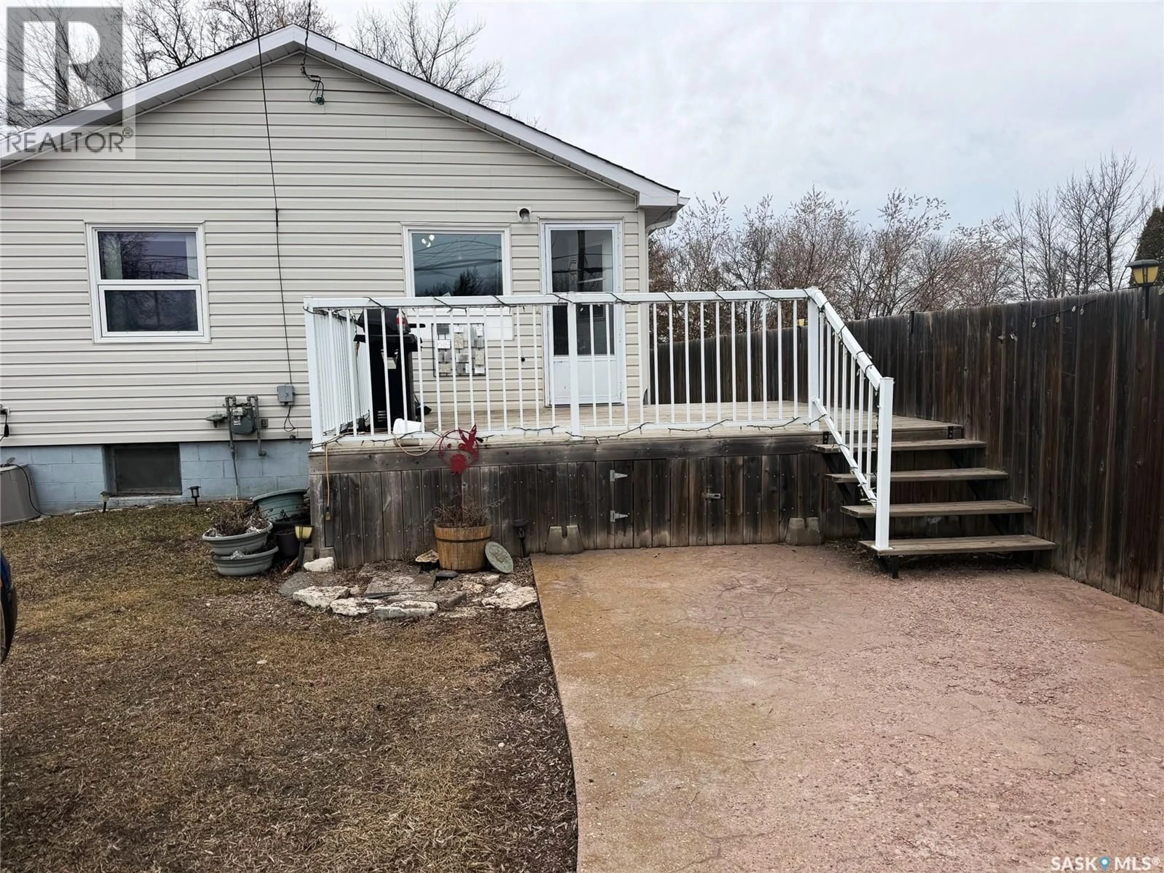 A pic from outside/outdoor area/front of a property/back of a property/a pic from drone, unknown for 412 MAIN STREET, Hudson Bay Saskatchewan S0E0Y0