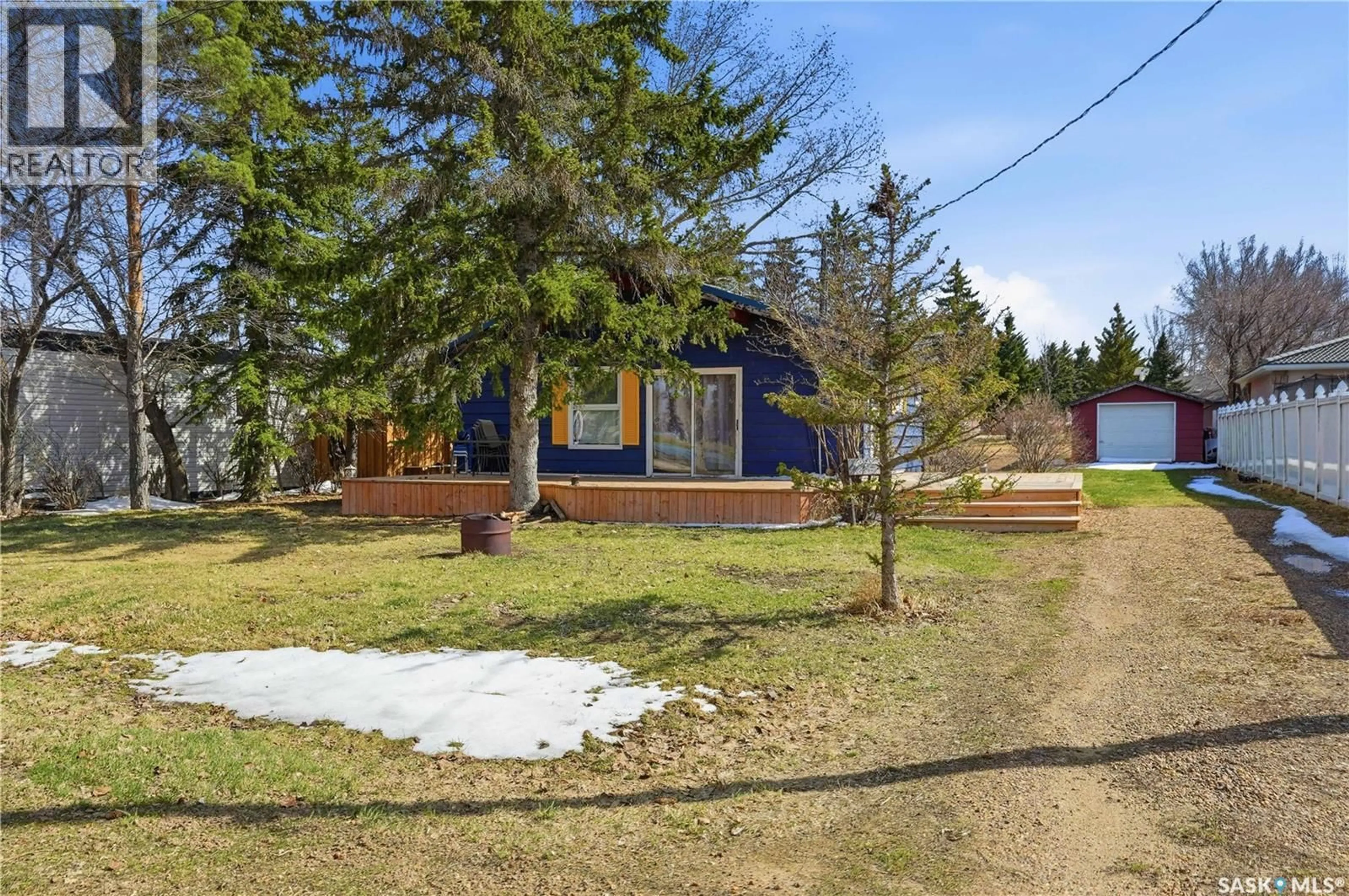 A pic from outside/outdoor area/front of a property/back of a property/a pic from drone, street for 16 PHEASANT STREET, Wood River Rm No. 74 Saskatchewan S0H2K0