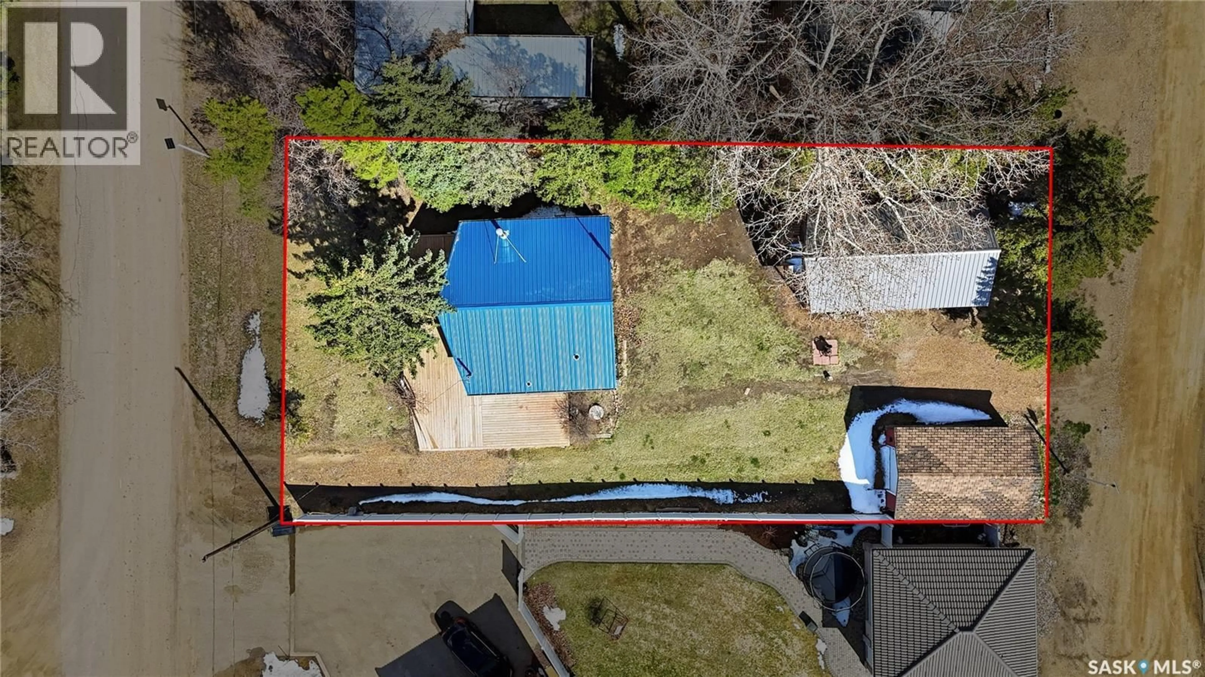 A pic from outside/outdoor area/front of a property/back of a property/a pic from drone, unknown for 16 PHEASANT STREET, Wood River Rm No. 74 Saskatchewan S0H2K0