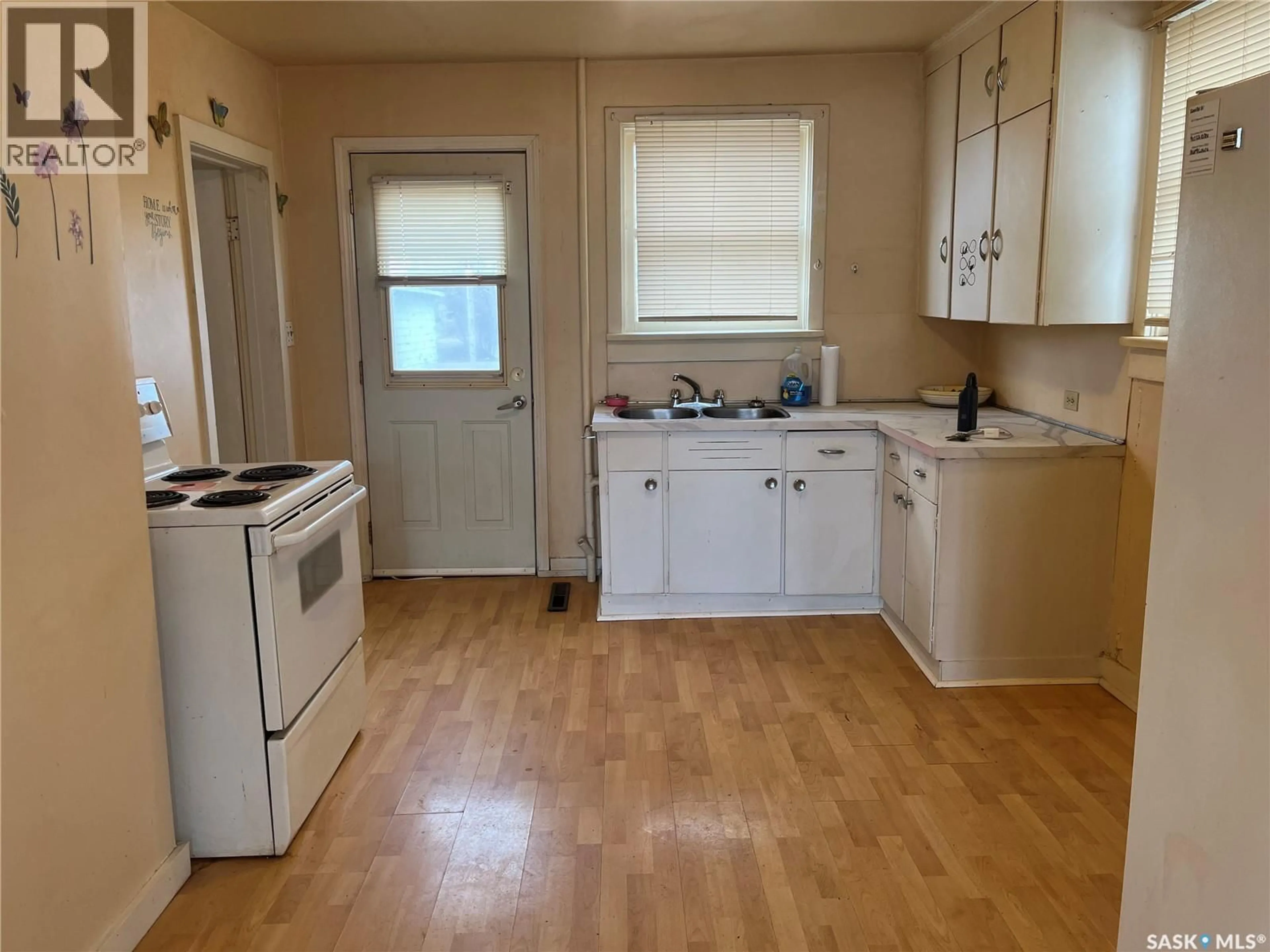 Standard kitchen, unknown for 101B 1ST AVENUE, Blaine Lake Saskatchewan S0J0J0
