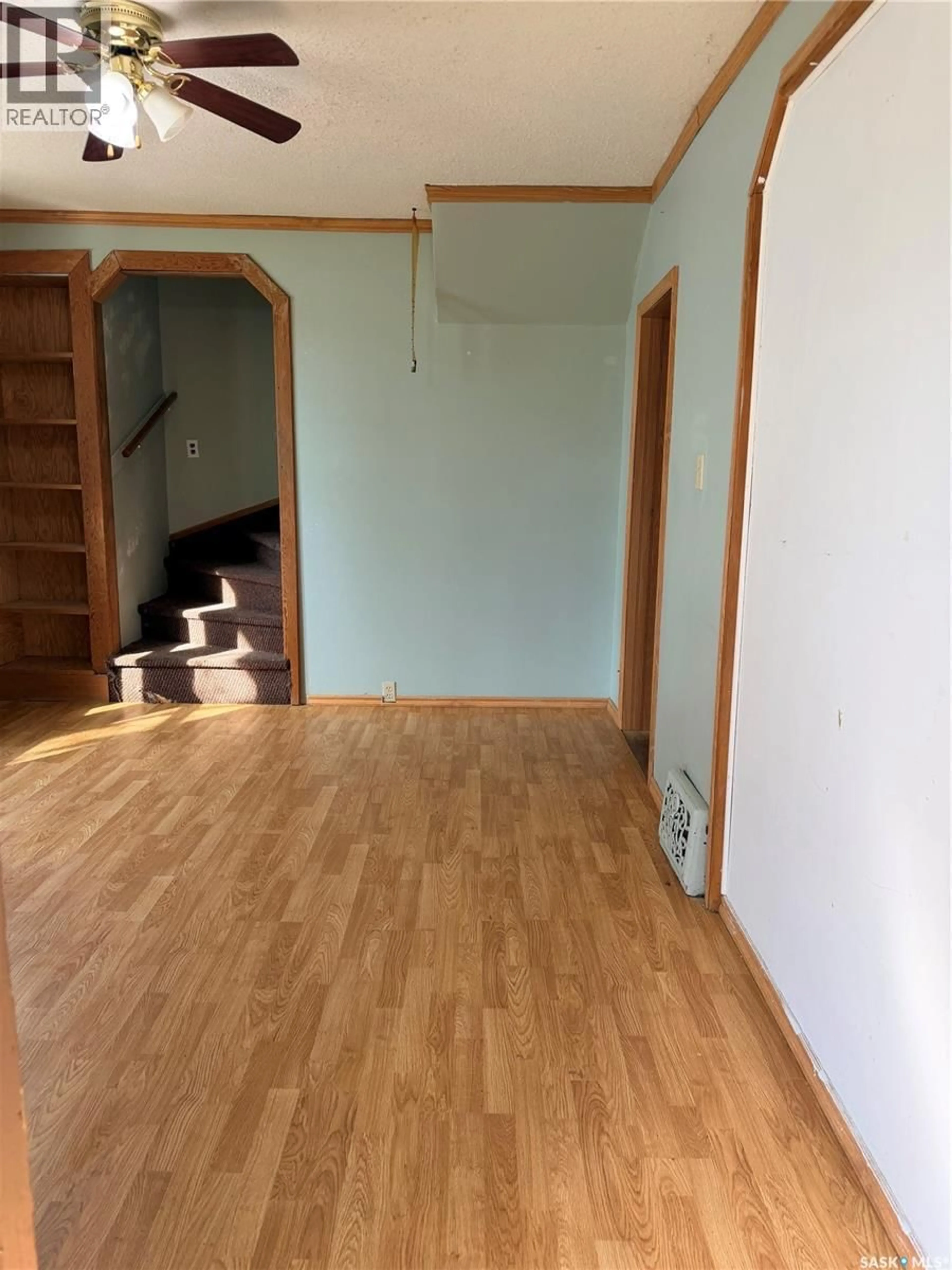 A pic of a room for 573 CENTRE STREET, Shaunavon Saskatchewan S0N2M0