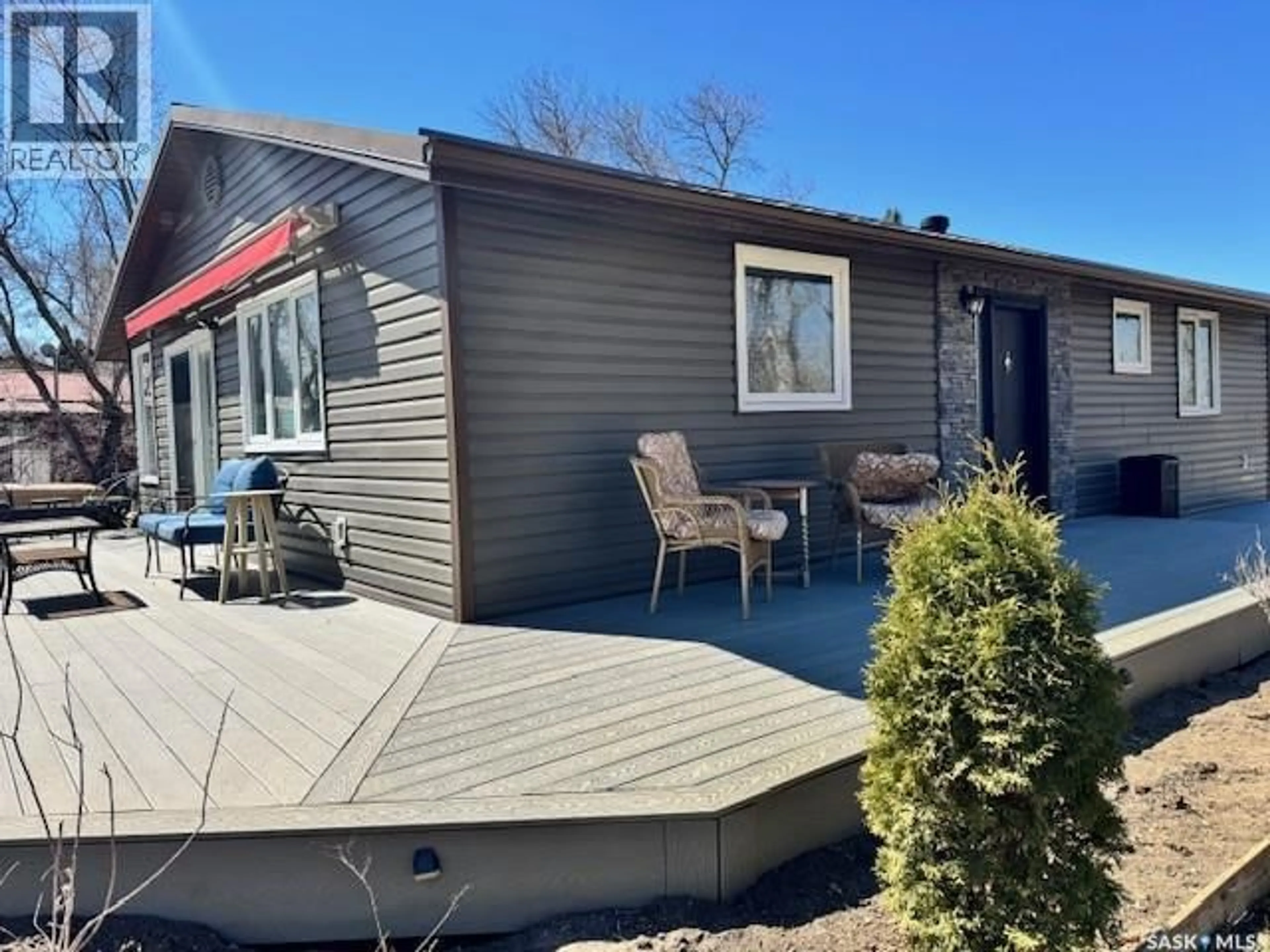 Home with vinyl exterior material, water/lake/river/ocean view for 246 MAPLES ROAD, Katepwa Beach Saskatchewan S0G2K0