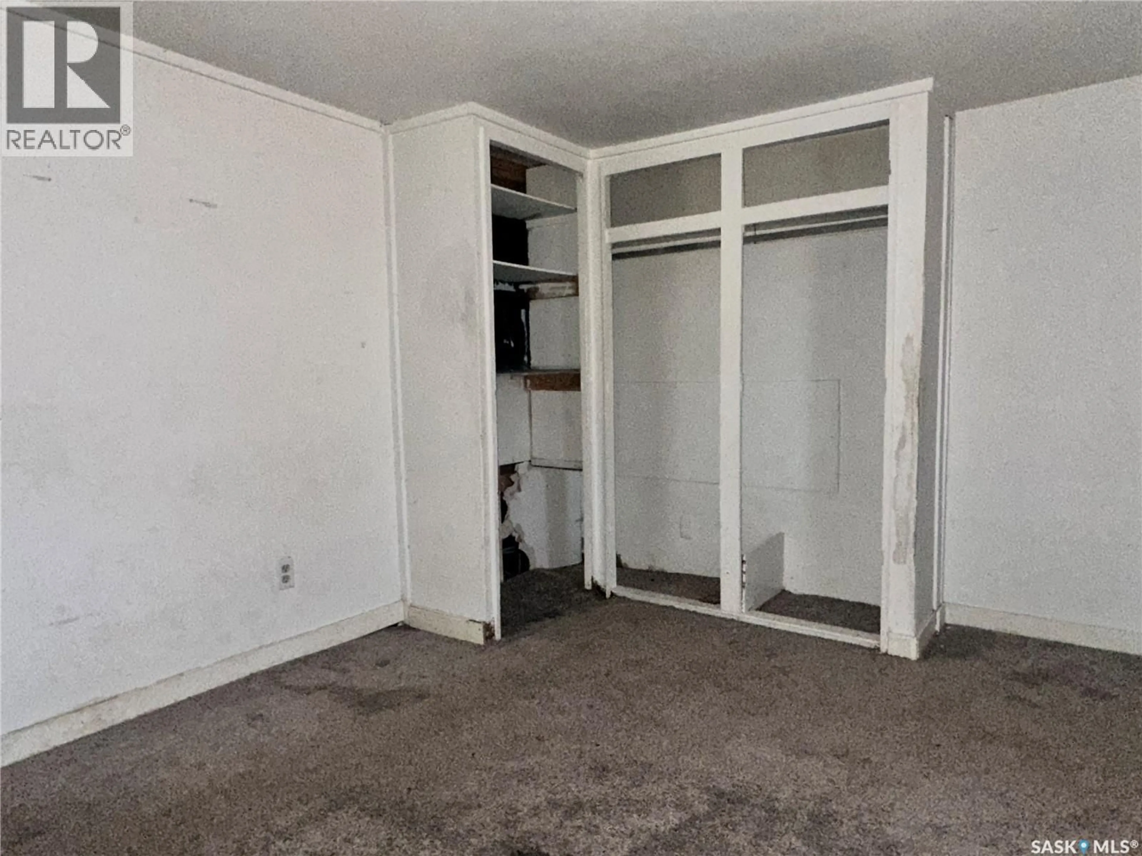 A pic of a room for 1050 VAUGHAN STREET, Moose Jaw Saskatchewan S6H5P2