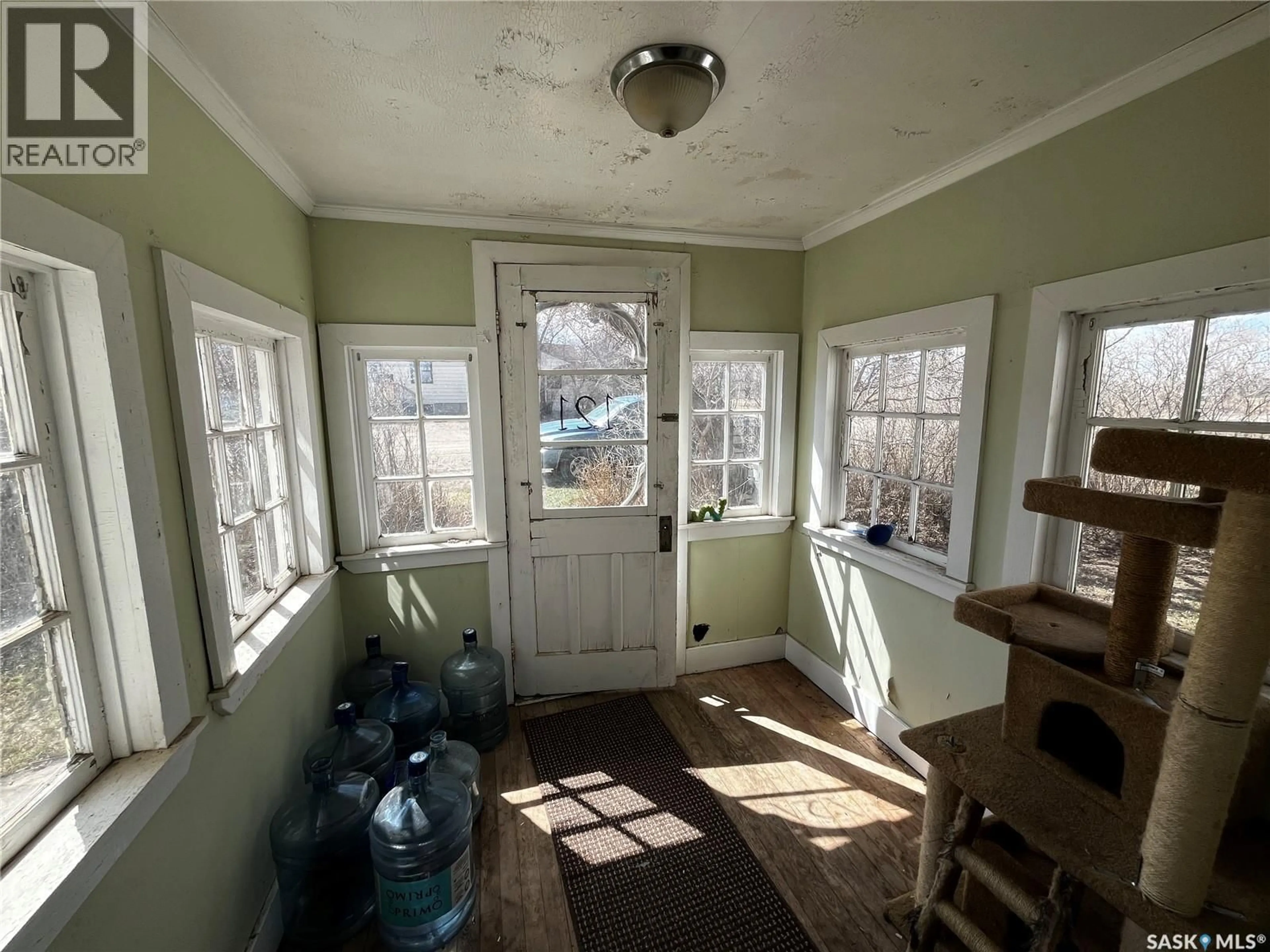 Indoor entryway for 121 5TH STREET, Bladworth Saskatchewan S0G0J0