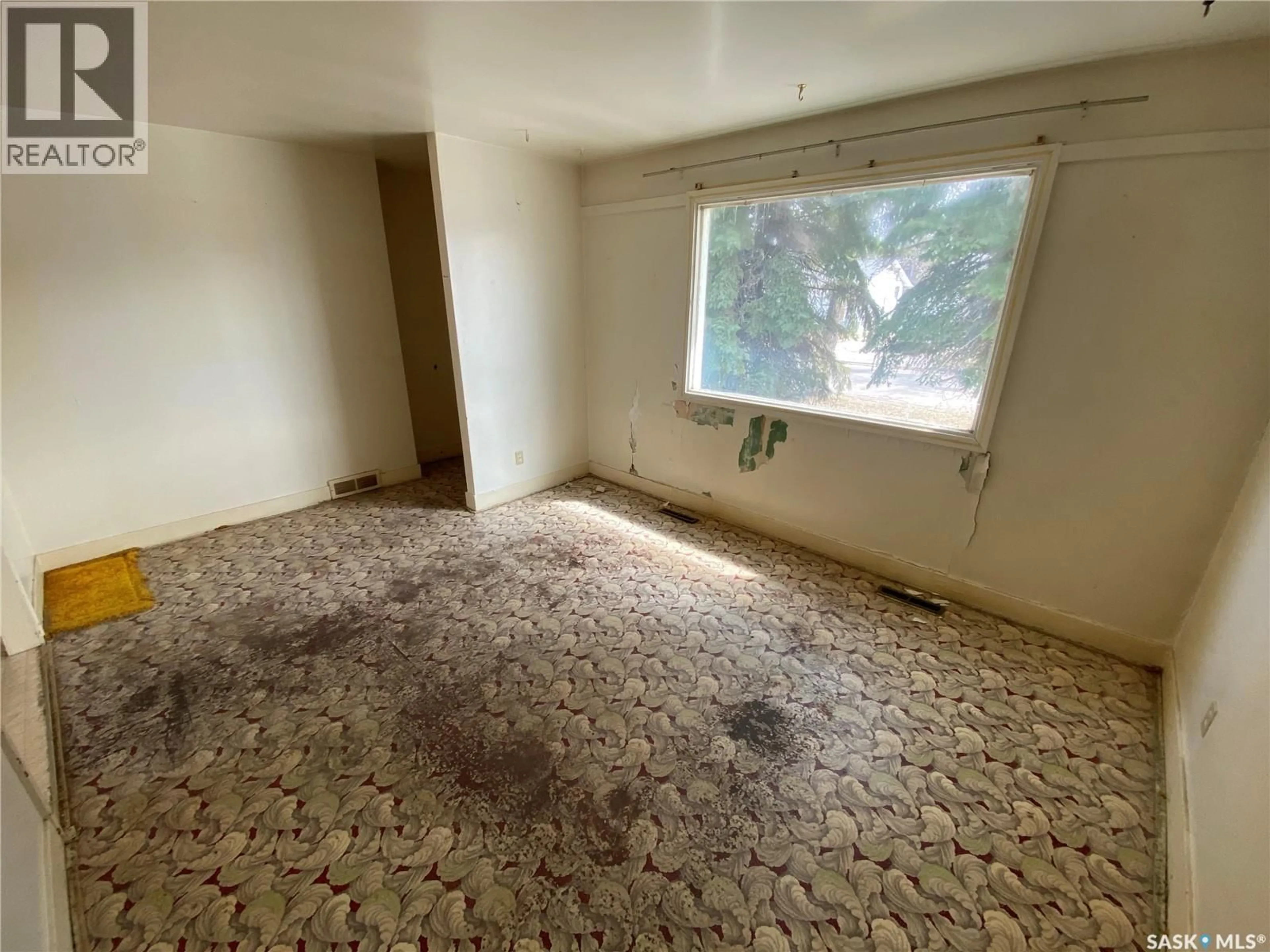 A pic of a room for 52 MACFARLINE AVENUE, Yorkton Saskatchewan S3N2C6