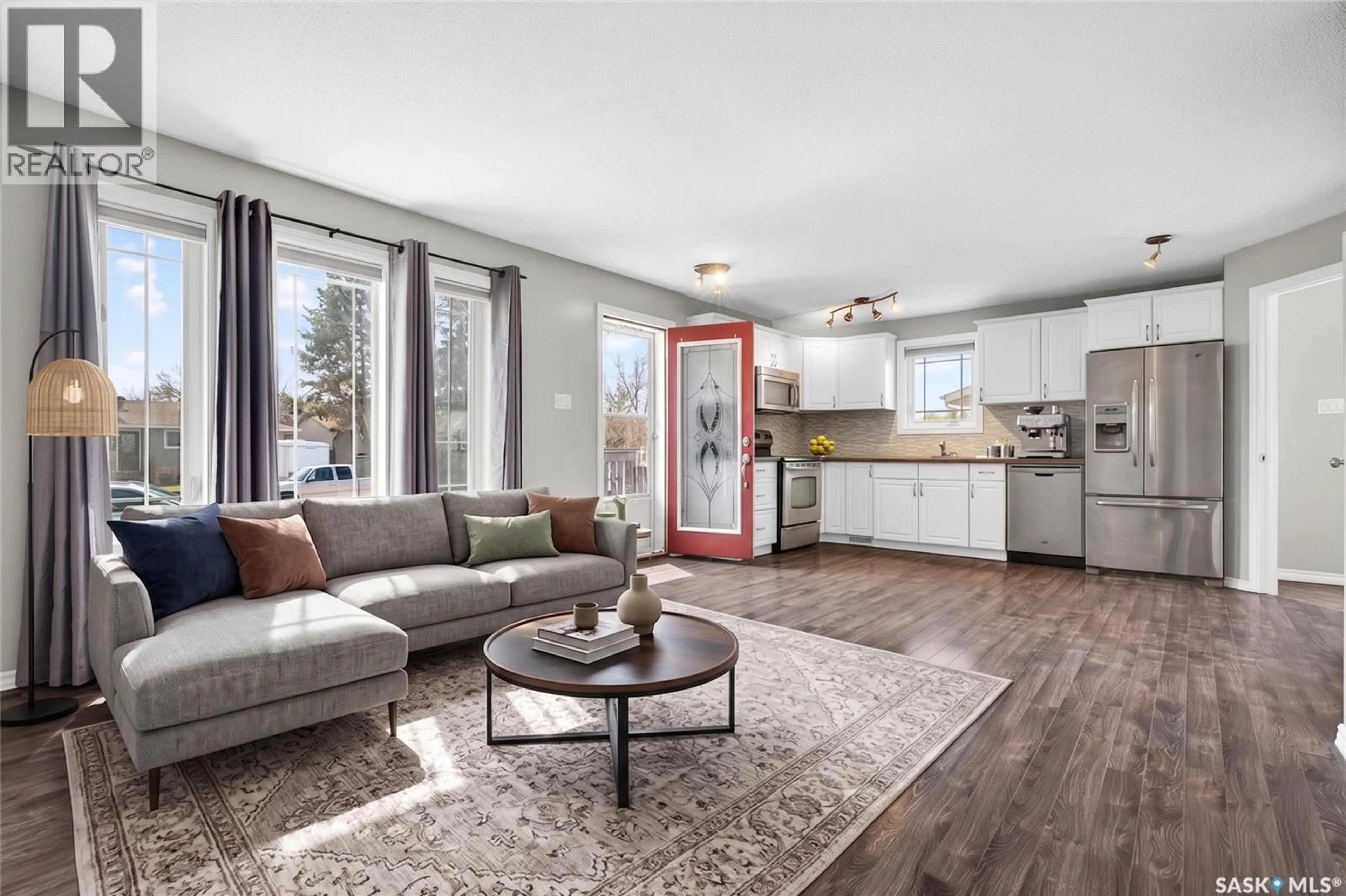 Open concept kitchen, unknown for 1542 VAUGHAN STREET, Moose Jaw Saskatchewan S6H6S8