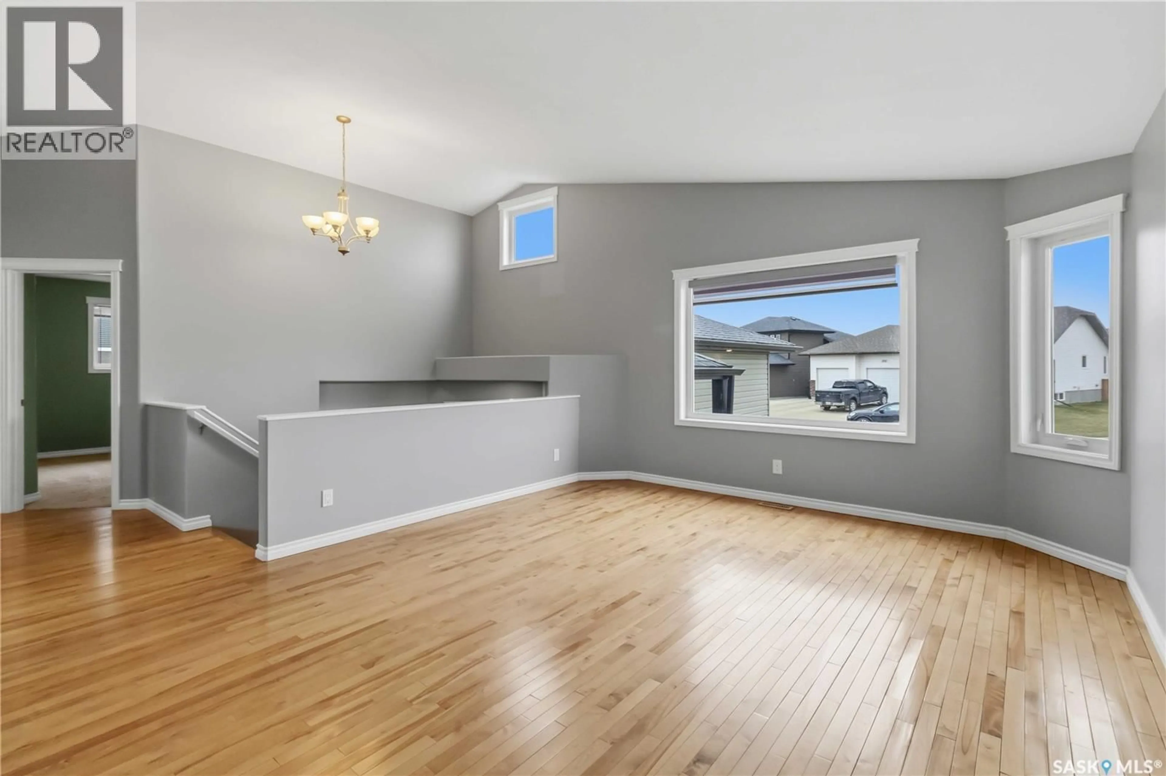 A pic of a room for 203 KINLOCH CRESCENT, Saskatoon Saskatchewan S7M2W9