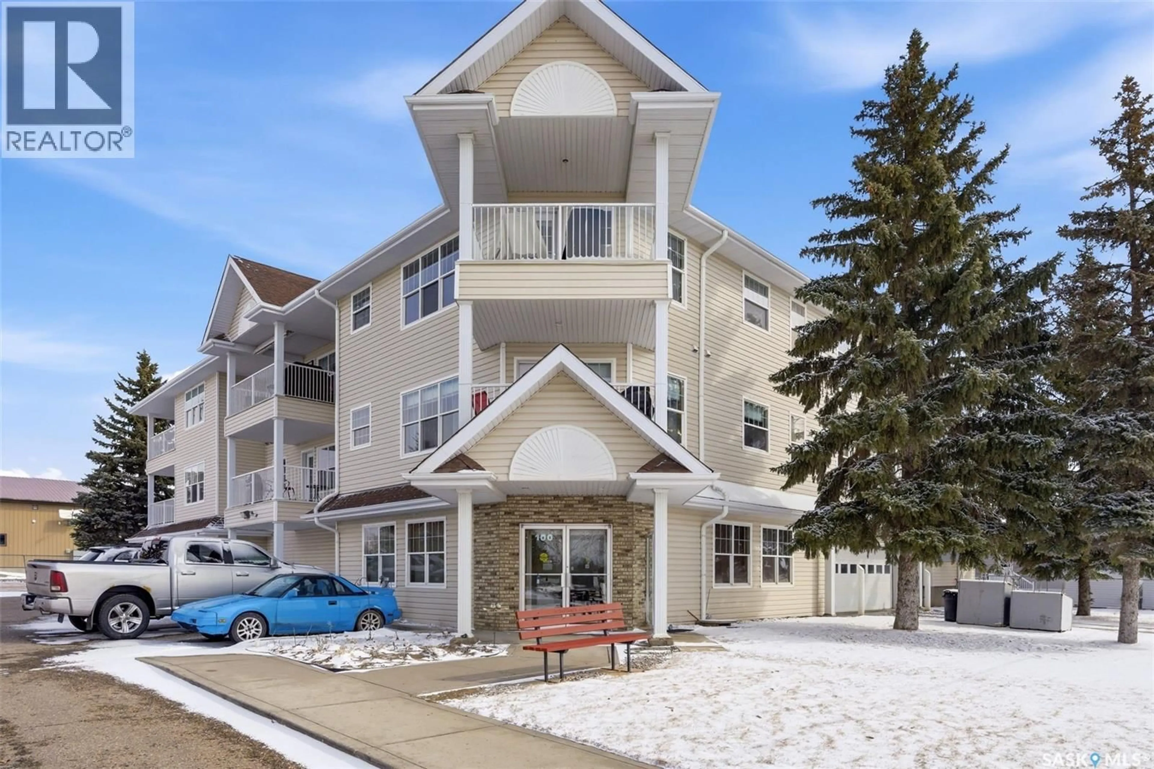 Unknown for 303 100 5TH AVENUE, Regina Beach Saskatchewan S0G4C0