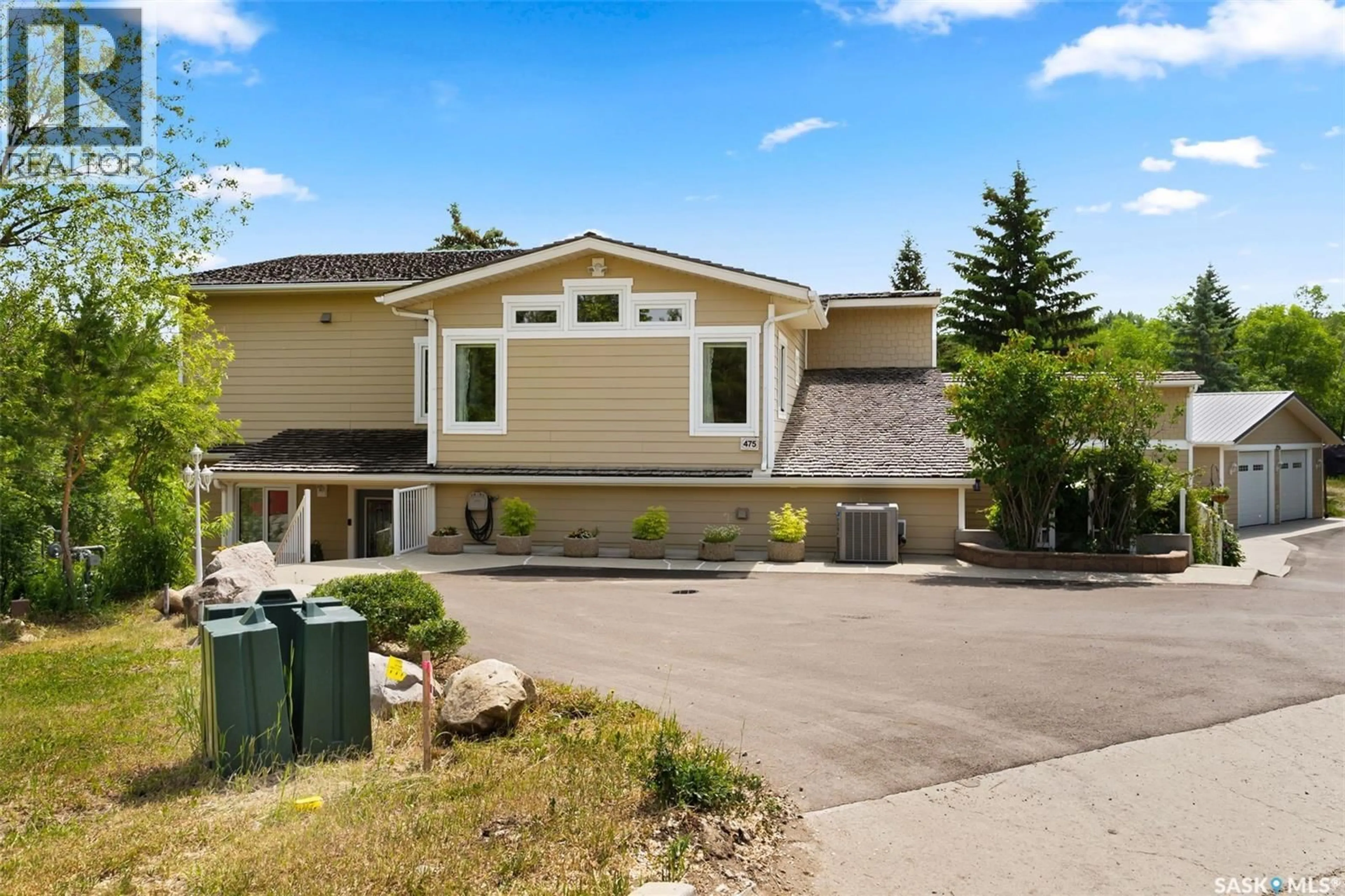 A pic from outside/outdoor area/front of a property/back of a property/a pic from drone, mountain view for 475 JAMES STREET, Lumsden Saskatchewan S0G3C0