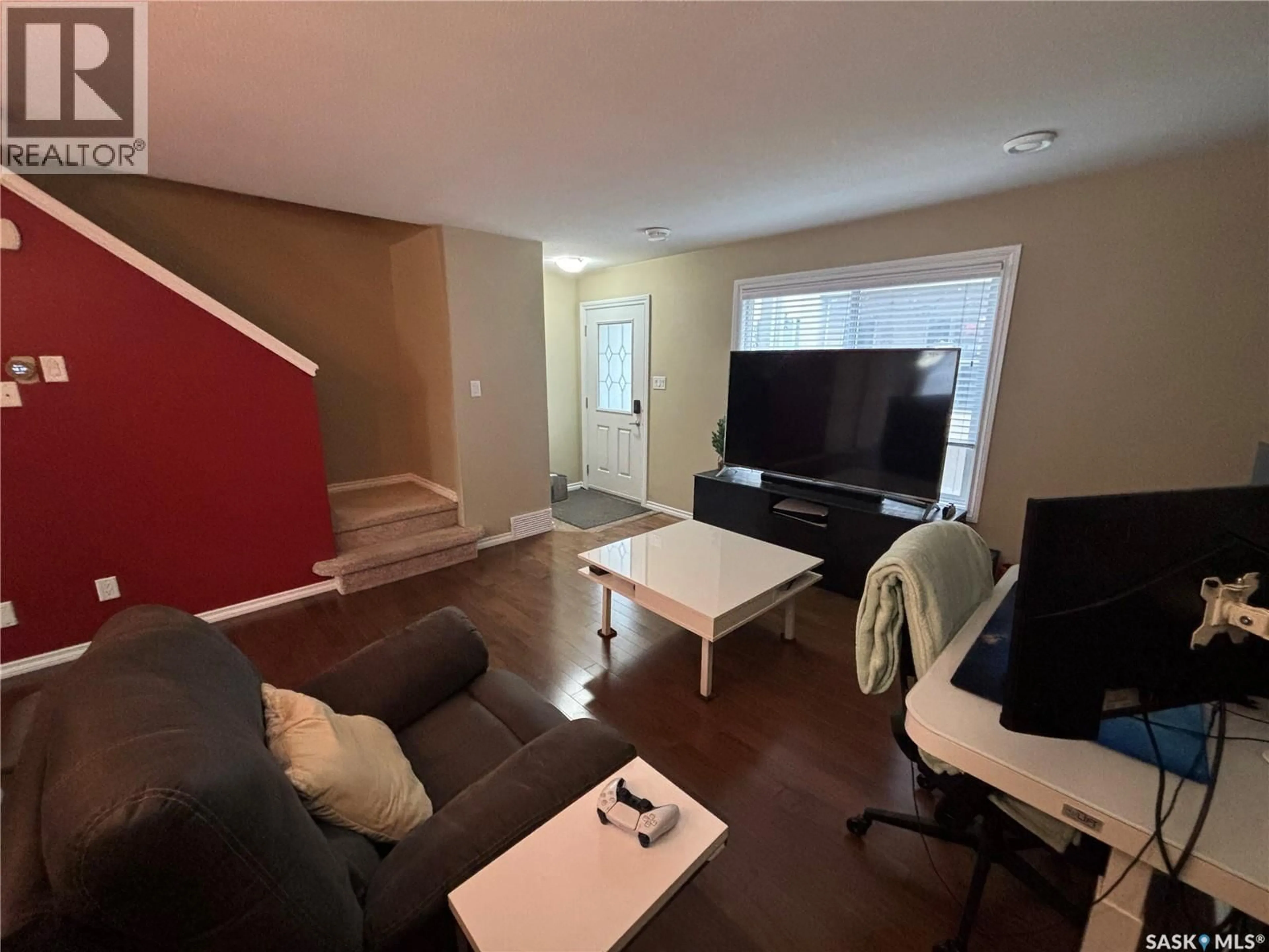 A pic of a room for 3 - 3225 WOODHAMS DRIVE, Regina Saskatchewan S4V3A2