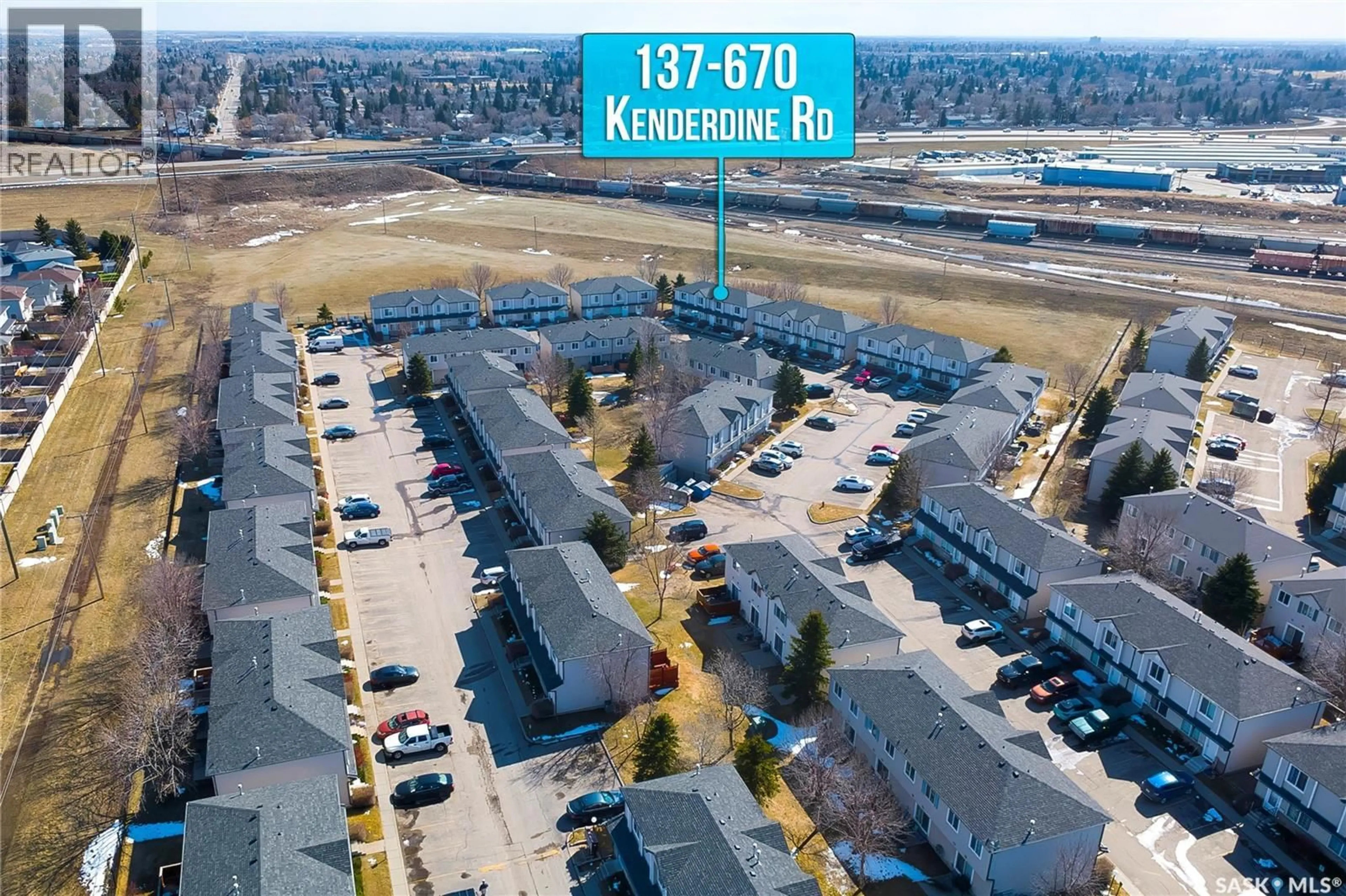 A pic from outside/outdoor area/front of a property/back of a property/a pic from drone, mountain view for 670 - 137 KENDERDINE ROAD, Saskatoon Saskatchewan S7N4W3