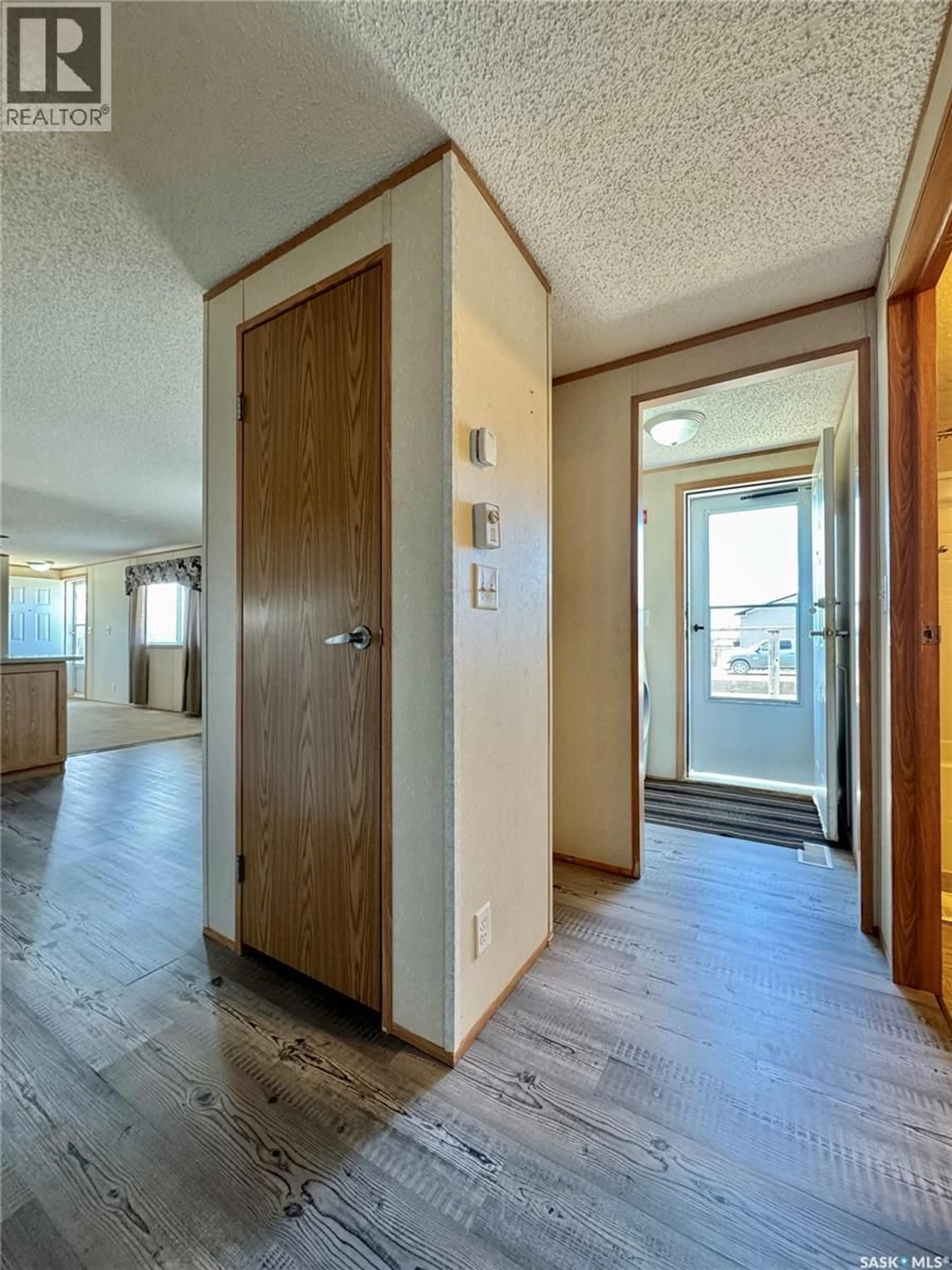 Indoor entryway for 427 VINCENT AVENUE, Churchbridge Saskatchewan S0A0M0