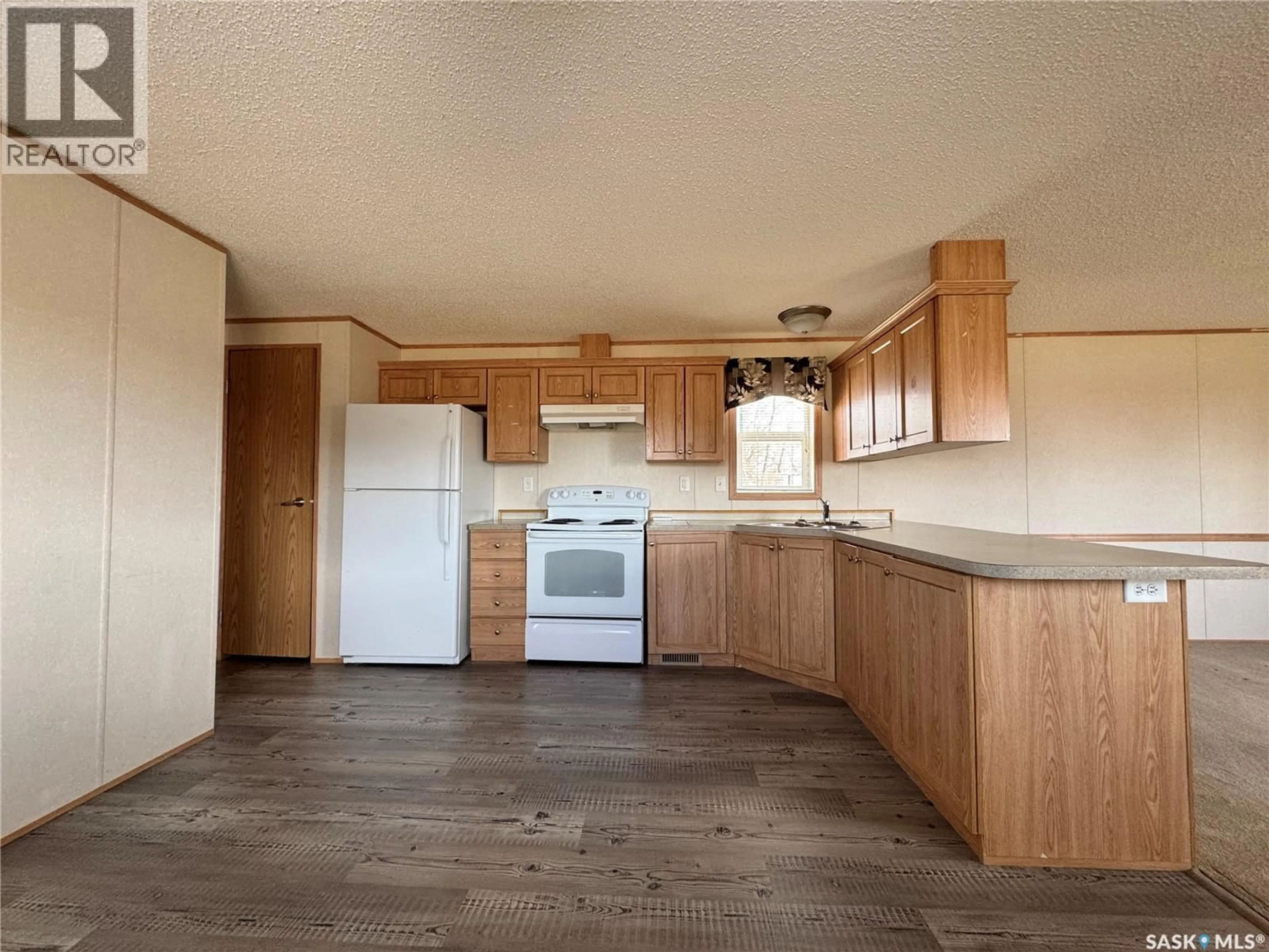 Standard kitchen, wood/laminate floor for 427 VINCENT AVENUE, Churchbridge Saskatchewan S0A0M0