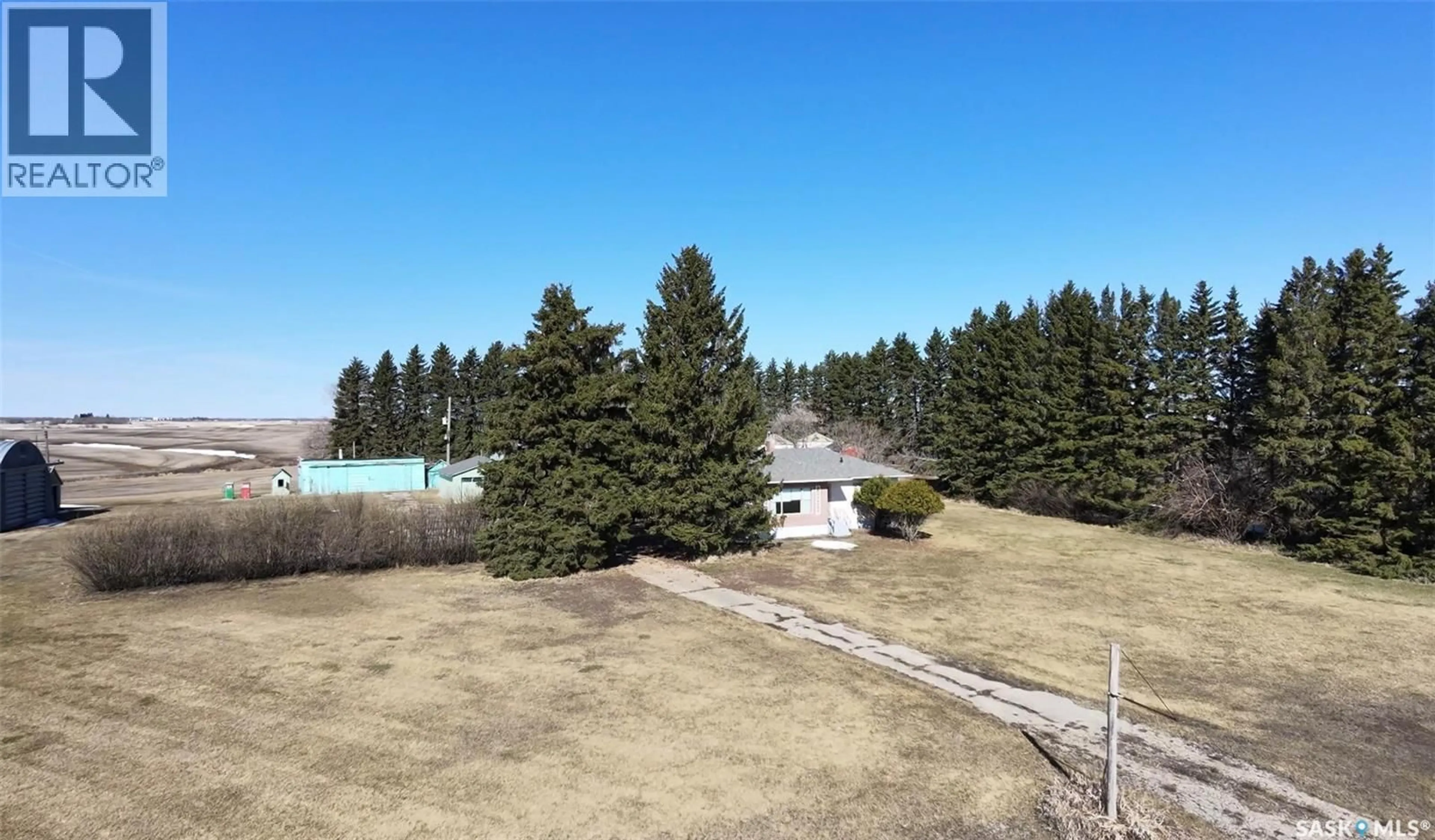 A pic from outside/outdoor area/front of a property/back of a property/a pic from drone, water/lake/river/ocean view for INSINGER ACREAGE, Insinger Rm No. 275 Saskatchewan S0A1Y0