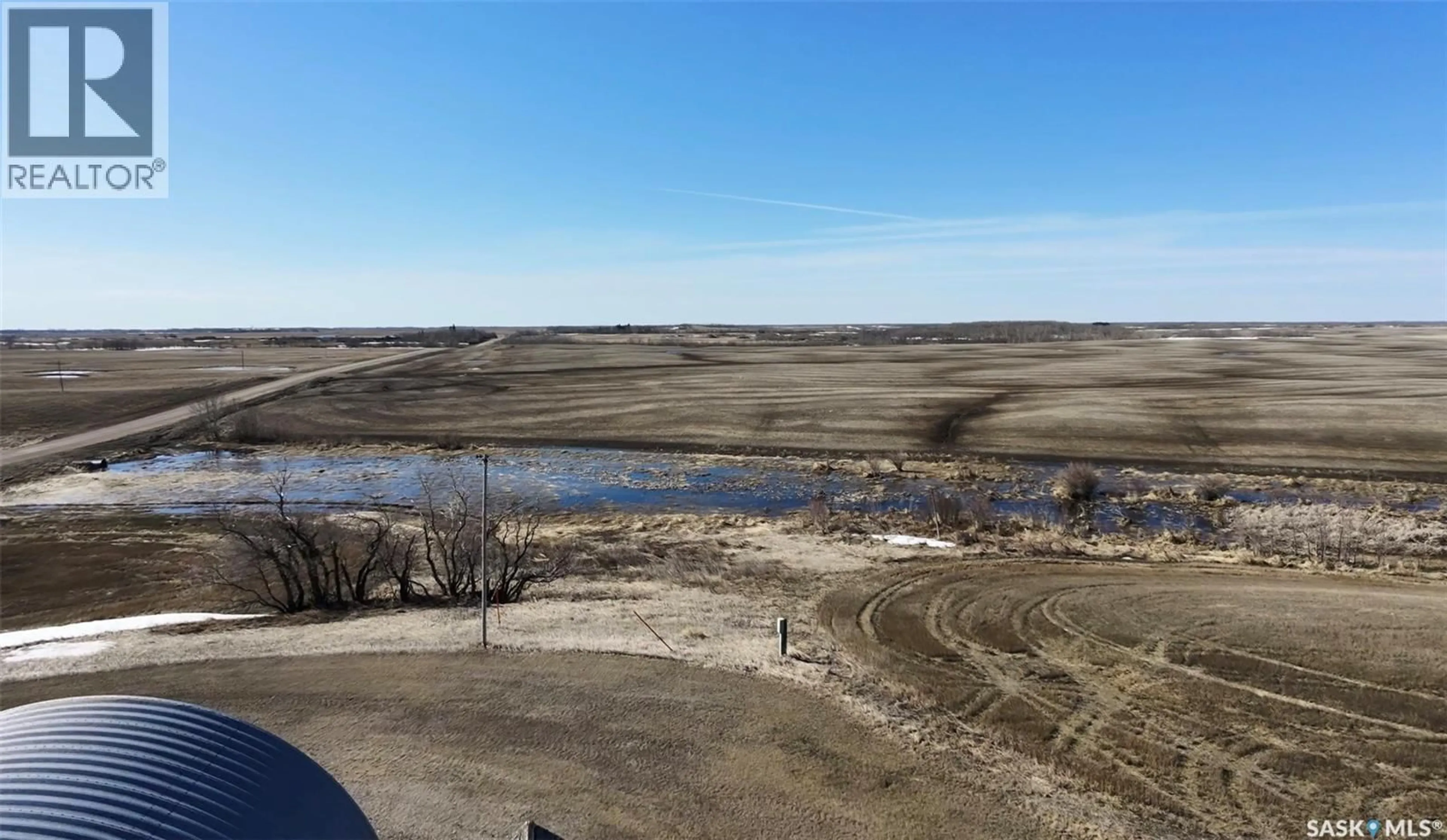 A pic from outside/outdoor area/front of a property/back of a property/a pic from drone, water/lake/river/ocean view for INSINGER ACREAGE, Insinger Rm No. 275 Saskatchewan S0A1Y0