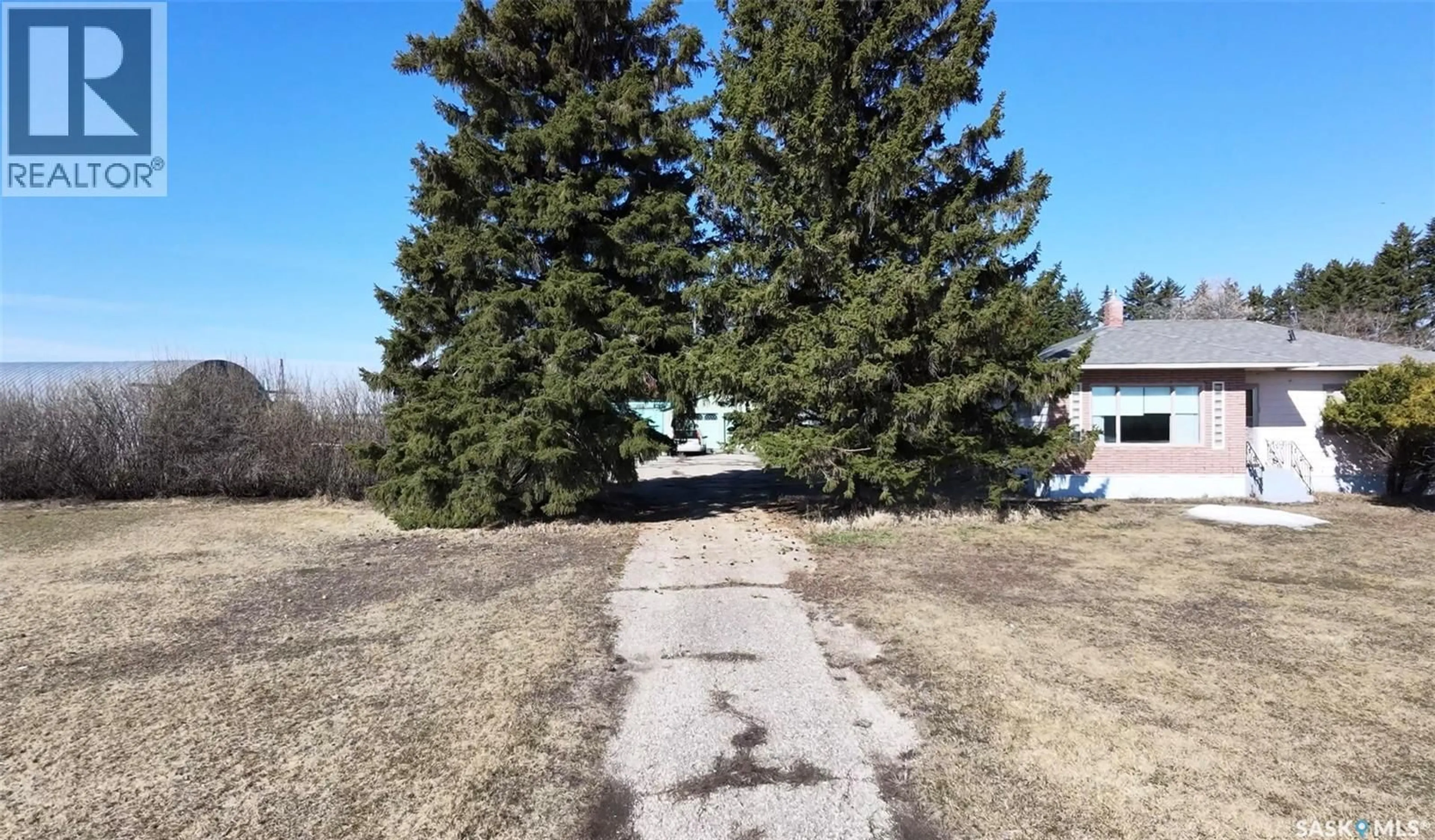 A pic from outside/outdoor area/front of a property/back of a property/a pic from drone, street for INSINGER ACREAGE, Insinger Rm No. 275 Saskatchewan S0A1Y0