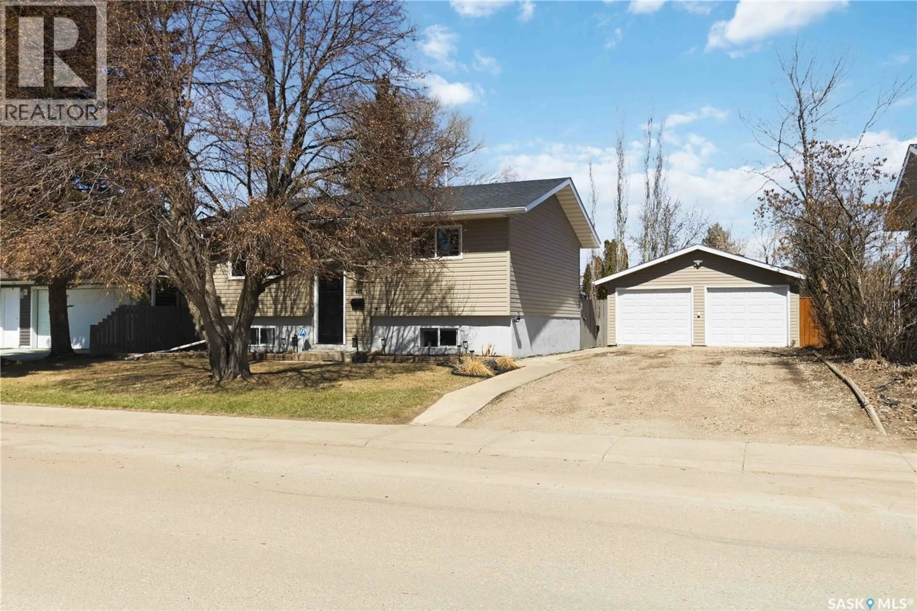 Unknown for 401 3RD STREET, Martensville Saskatchewan S0K2T2